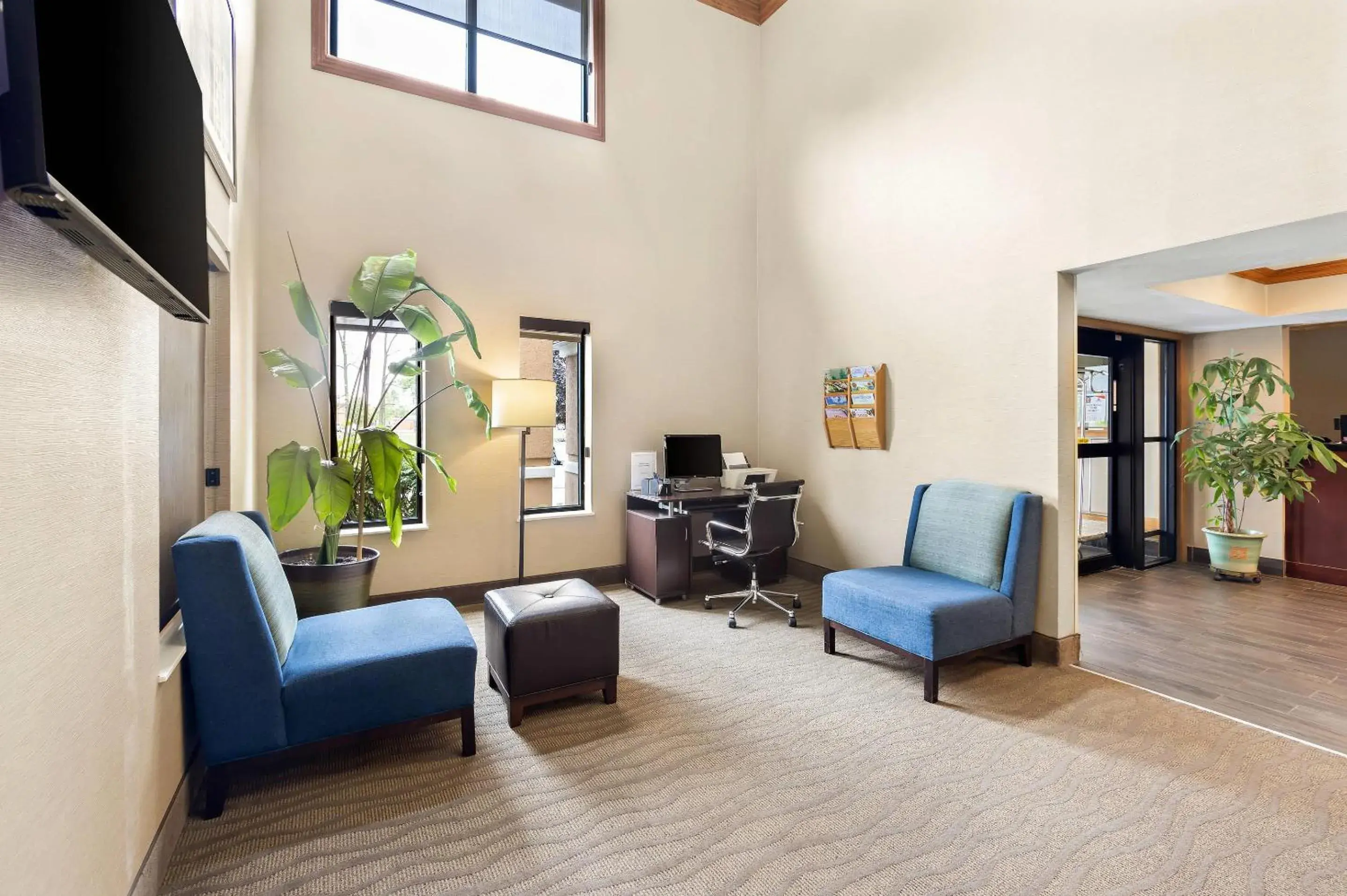 Lobby or reception in Comfort Inn Van Wert Lobby or reception in Comfort Inn Van Wert