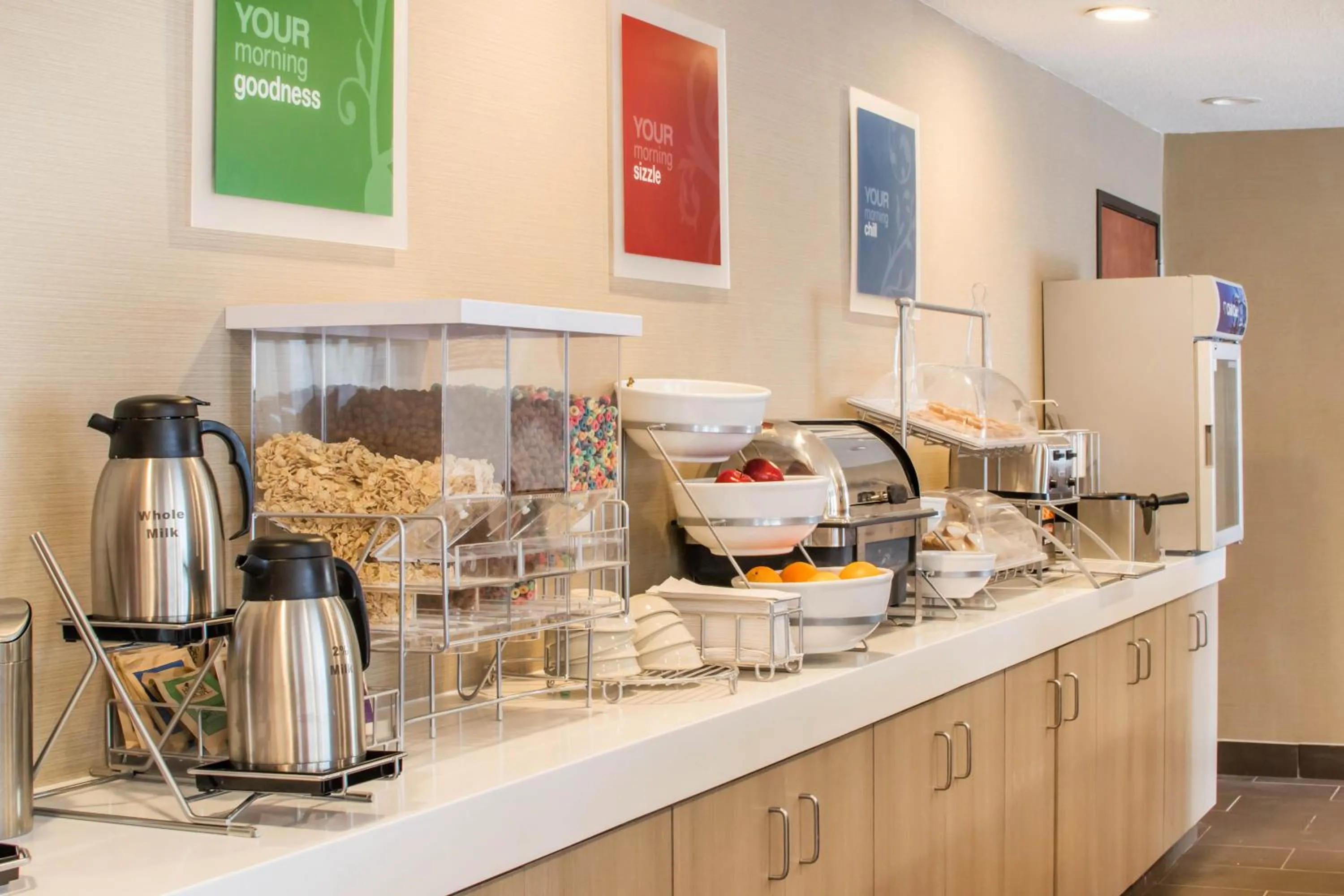 Coffee/tea facilities in Comfort Inn Mayfield Heights Cleveland East