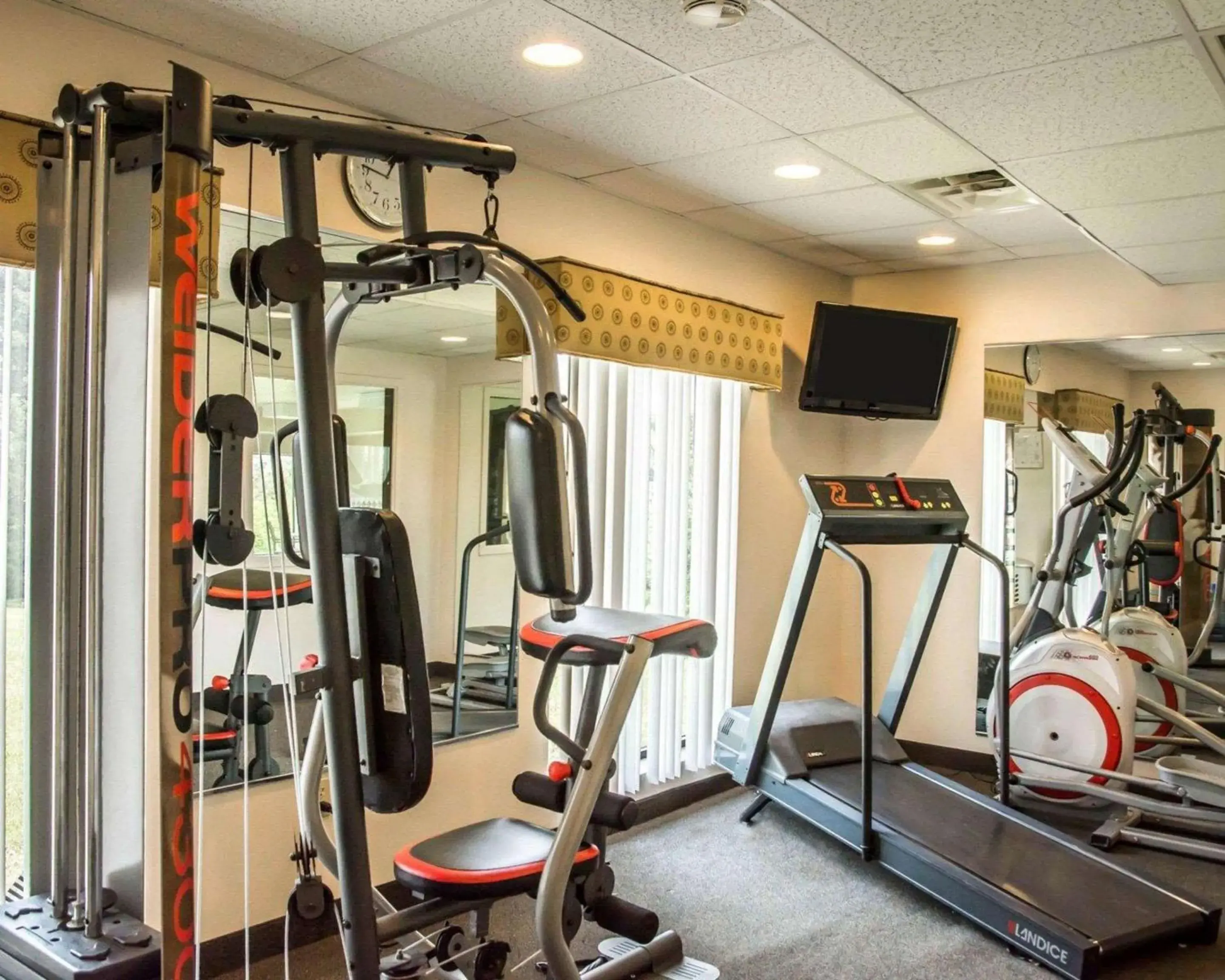 Fitness centre/facilities in Quality Inn Springboro West Fitness centre/facilities in Quality Inn Springboro West
