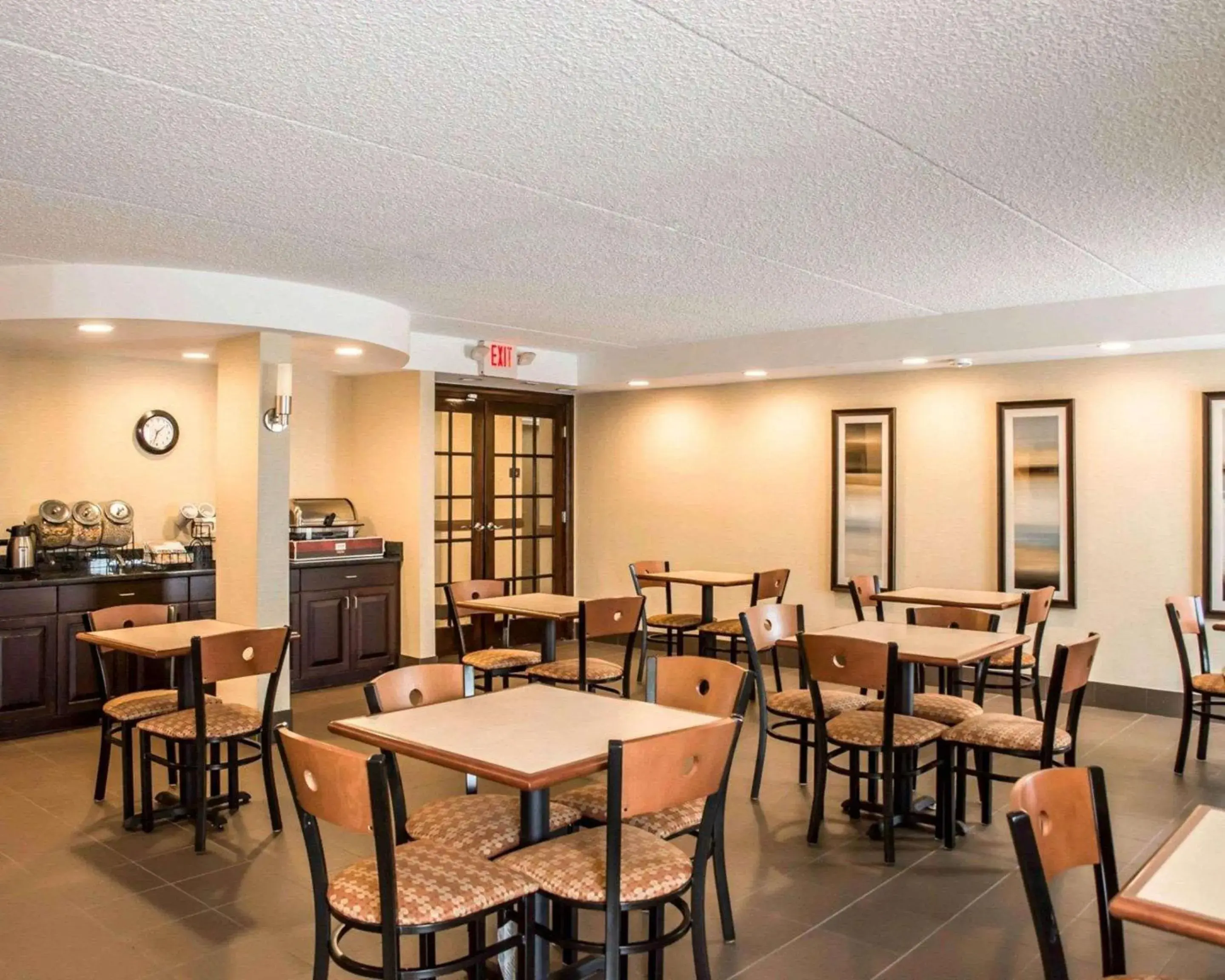 Restaurant/places to eat in Quality Inn Springboro West Restaurant/places to eat in Quality Inn Springboro West