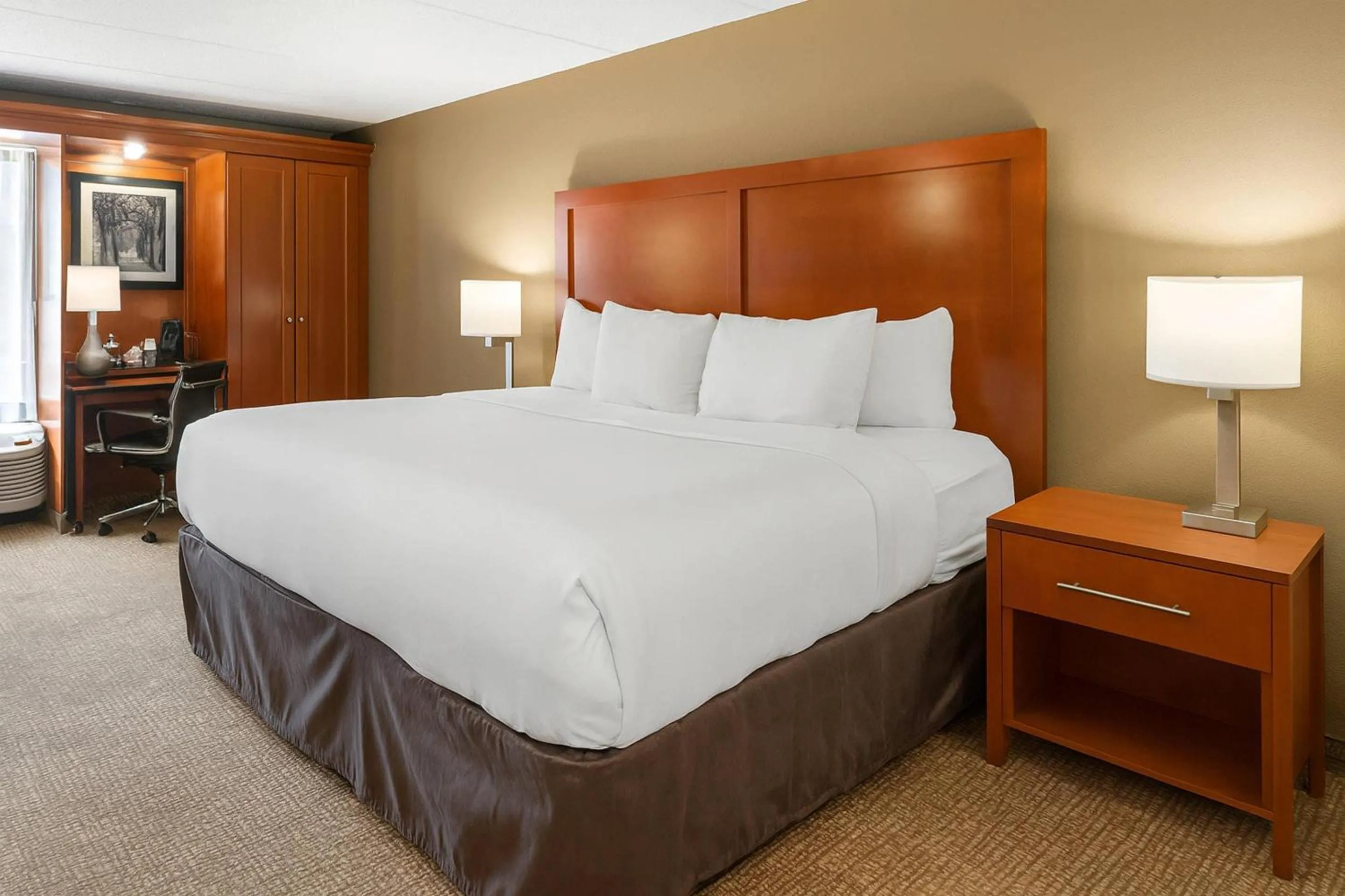 Bedroom, Bed in Comfort Inn Oxford - University Area