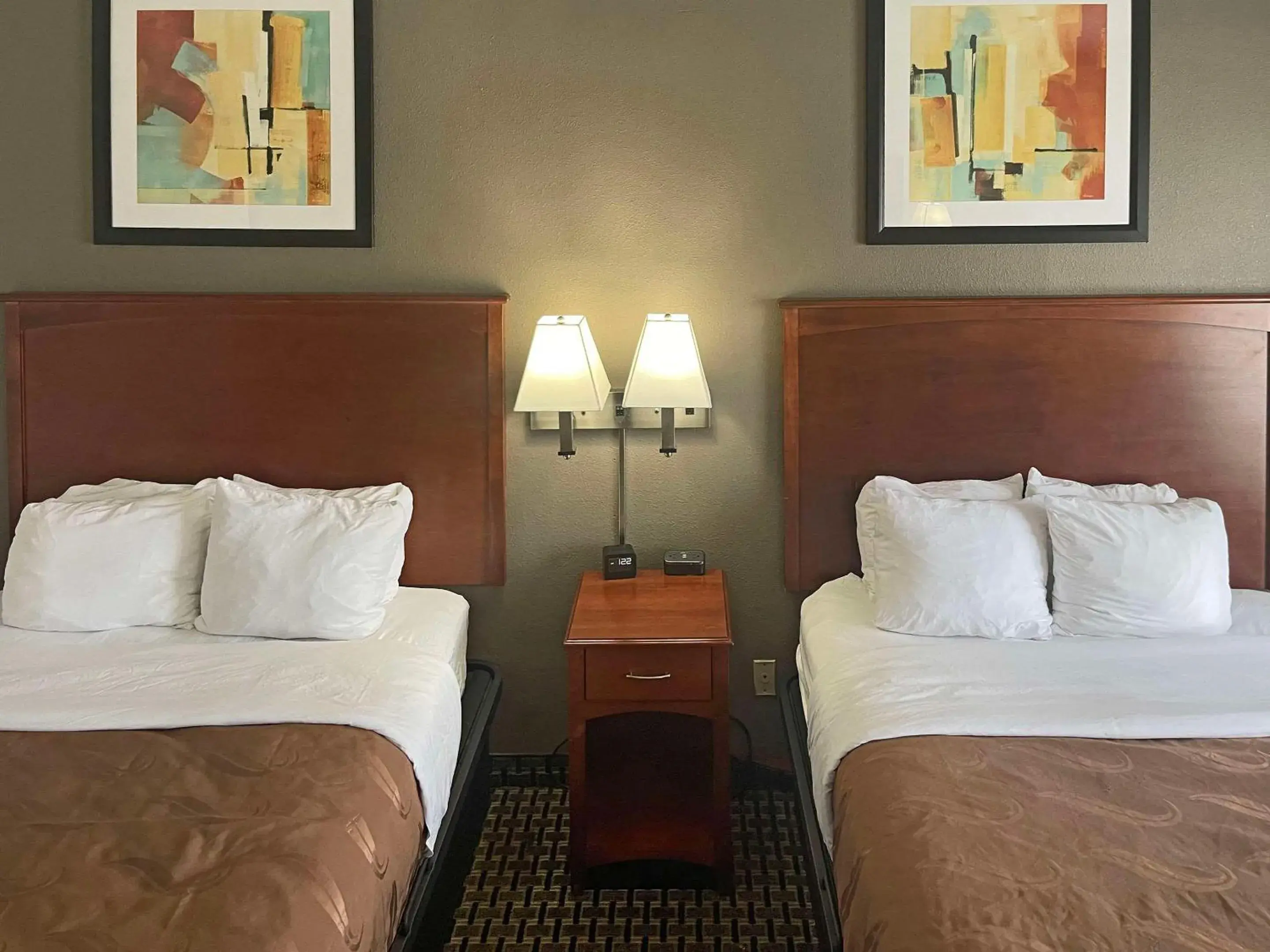 Bedroom, Bed in Quality Inn & Suites Cincinnati Sharonville Bedroom, Bed in Quality Inn & Suites Cincinnati Sharonville