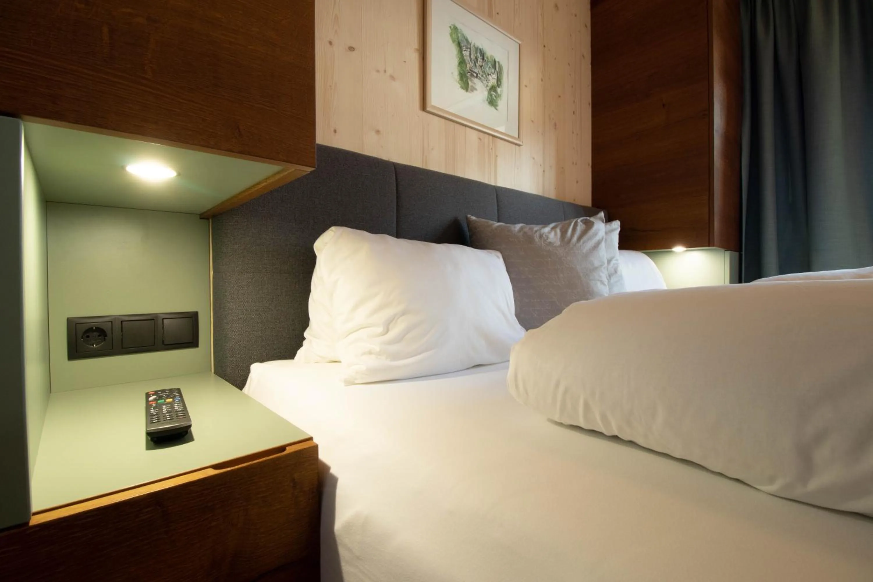 Photo of the whole room, Bed in Wally Berg-Appartements