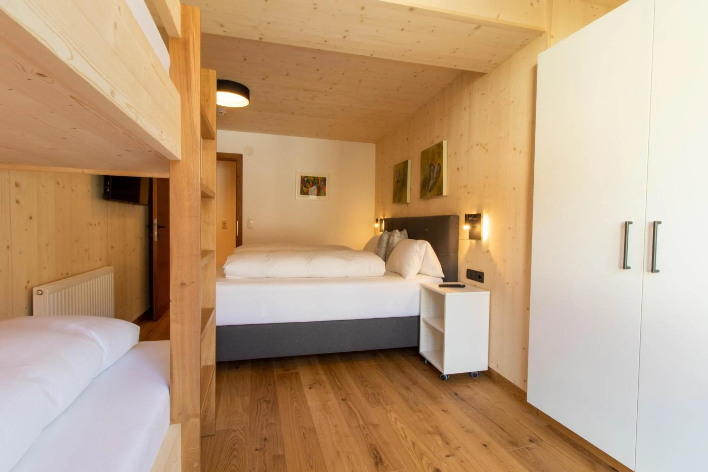 Bedroom, Bed in Wally Berg-Appartements