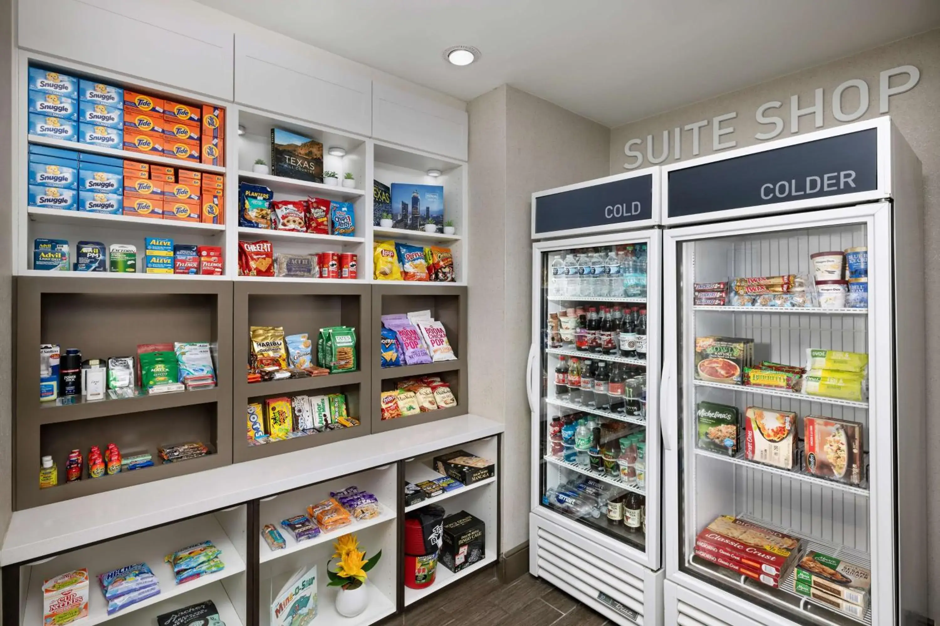 Restaurant/places to eat in Homewood Suites by Hilton Dallas-DFW Airport N-Grapevine Restaurant/places to eat in Homewood Suites by Hilton Dallas-DFW Airport N-Grapevine