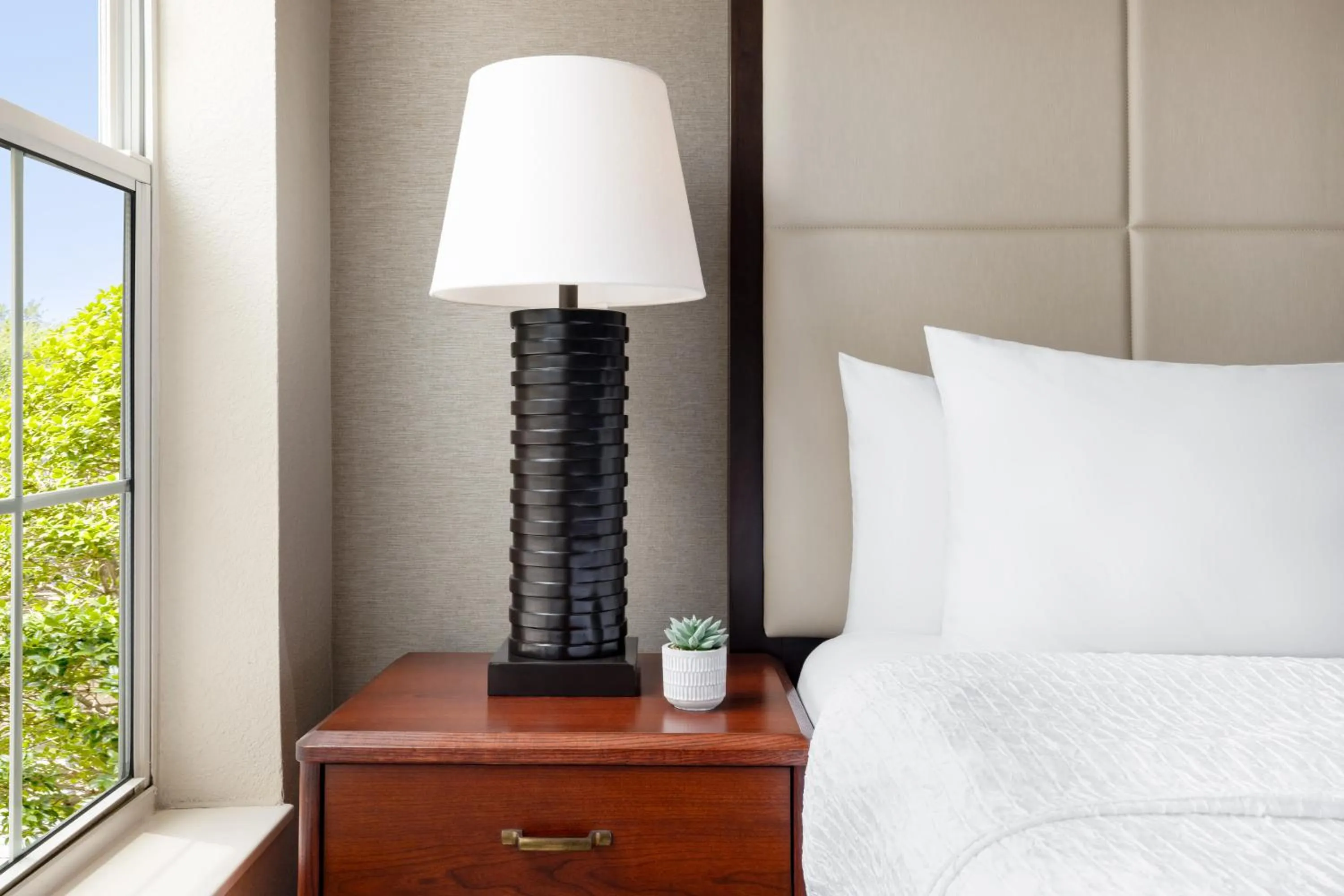 Guests, Bed in Homewood Suites by Hilton Dallas-DFW Airport N-Grapevine