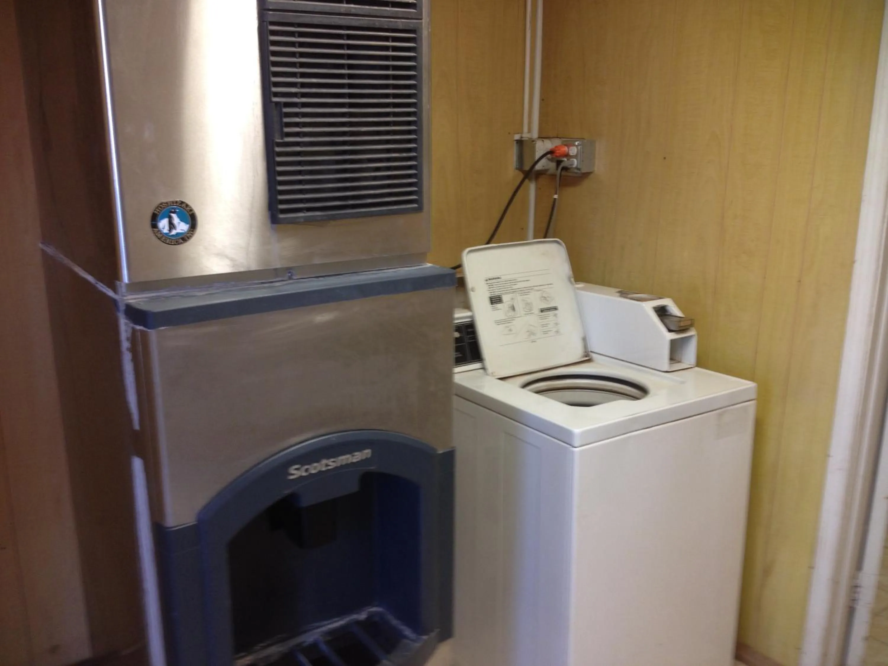 Area and facilities in American Dream Inn