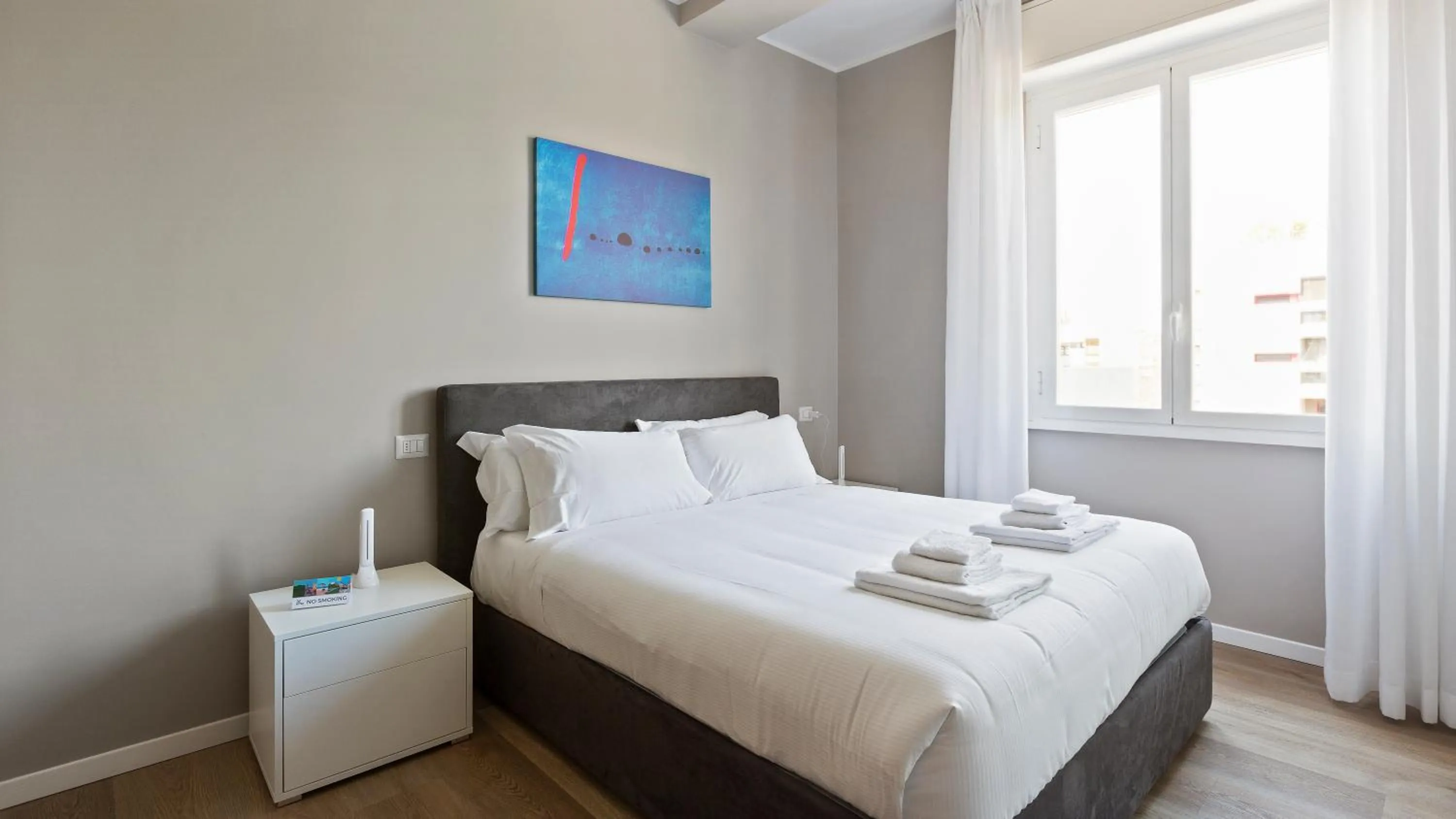 Bed in Italianway - Largo Allegri 4