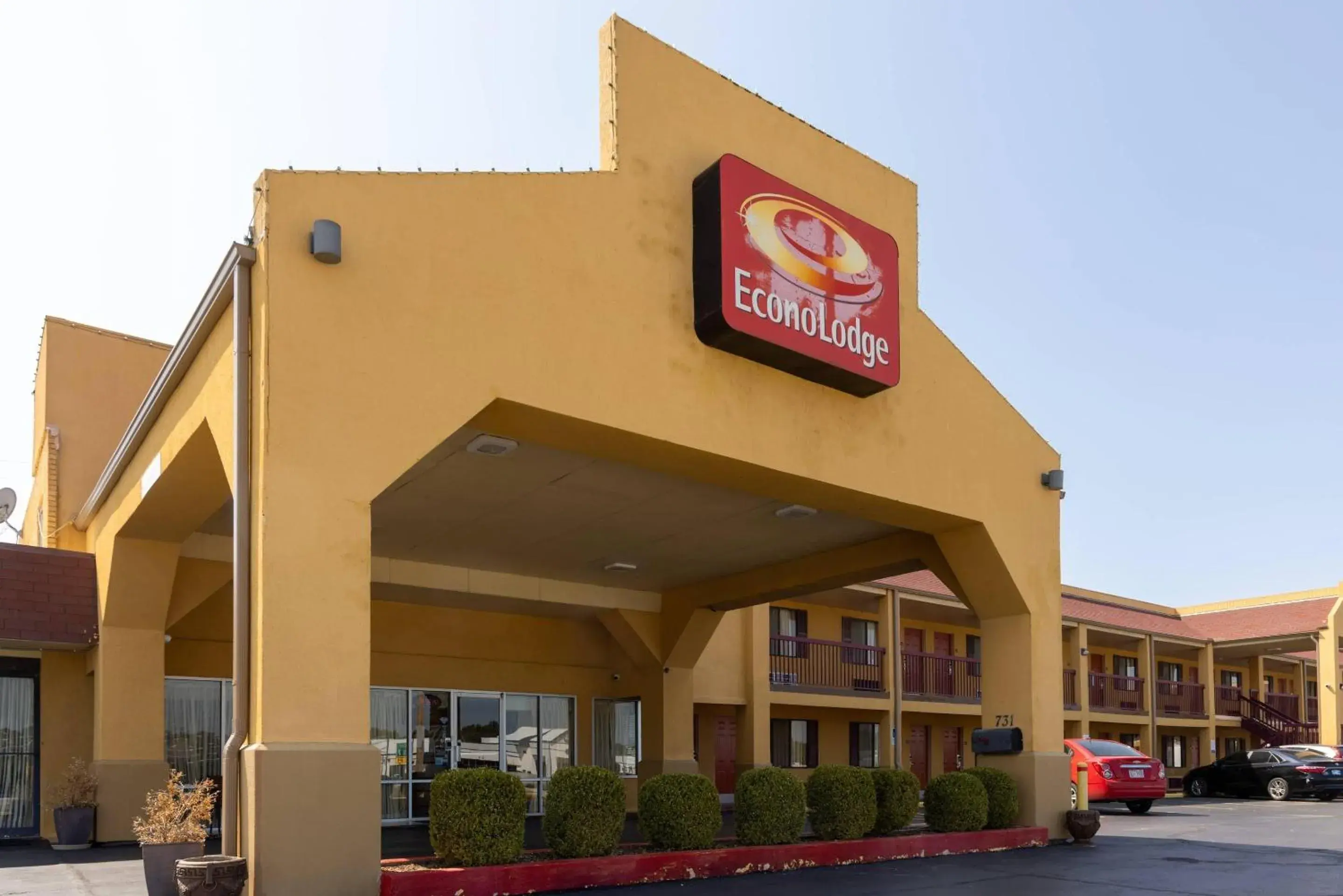 Property building in Econo Lodge McAlester Property building in Econo Lodge McAlester