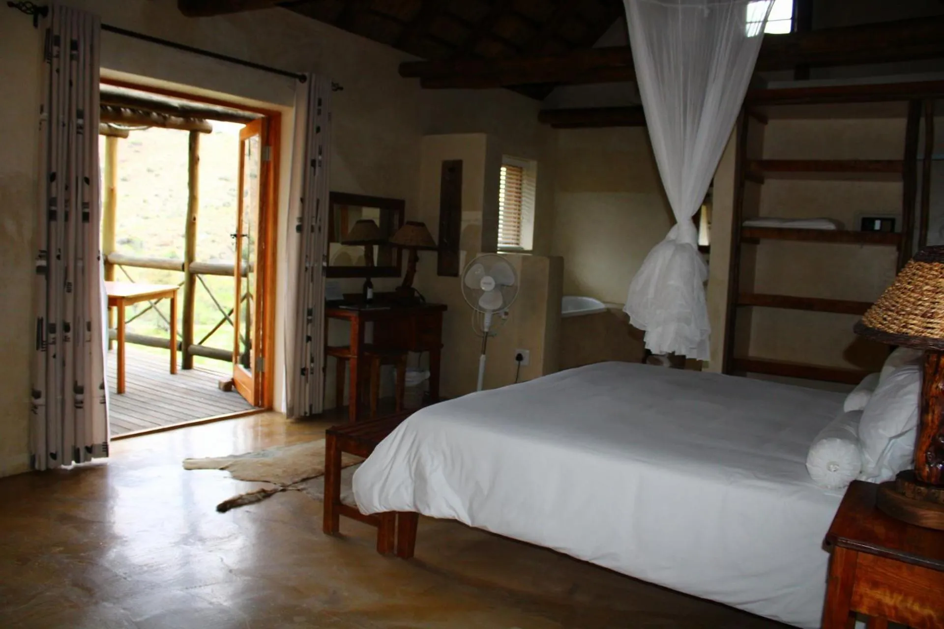 Bed in Bosch Luys Kloof Nature Reserve