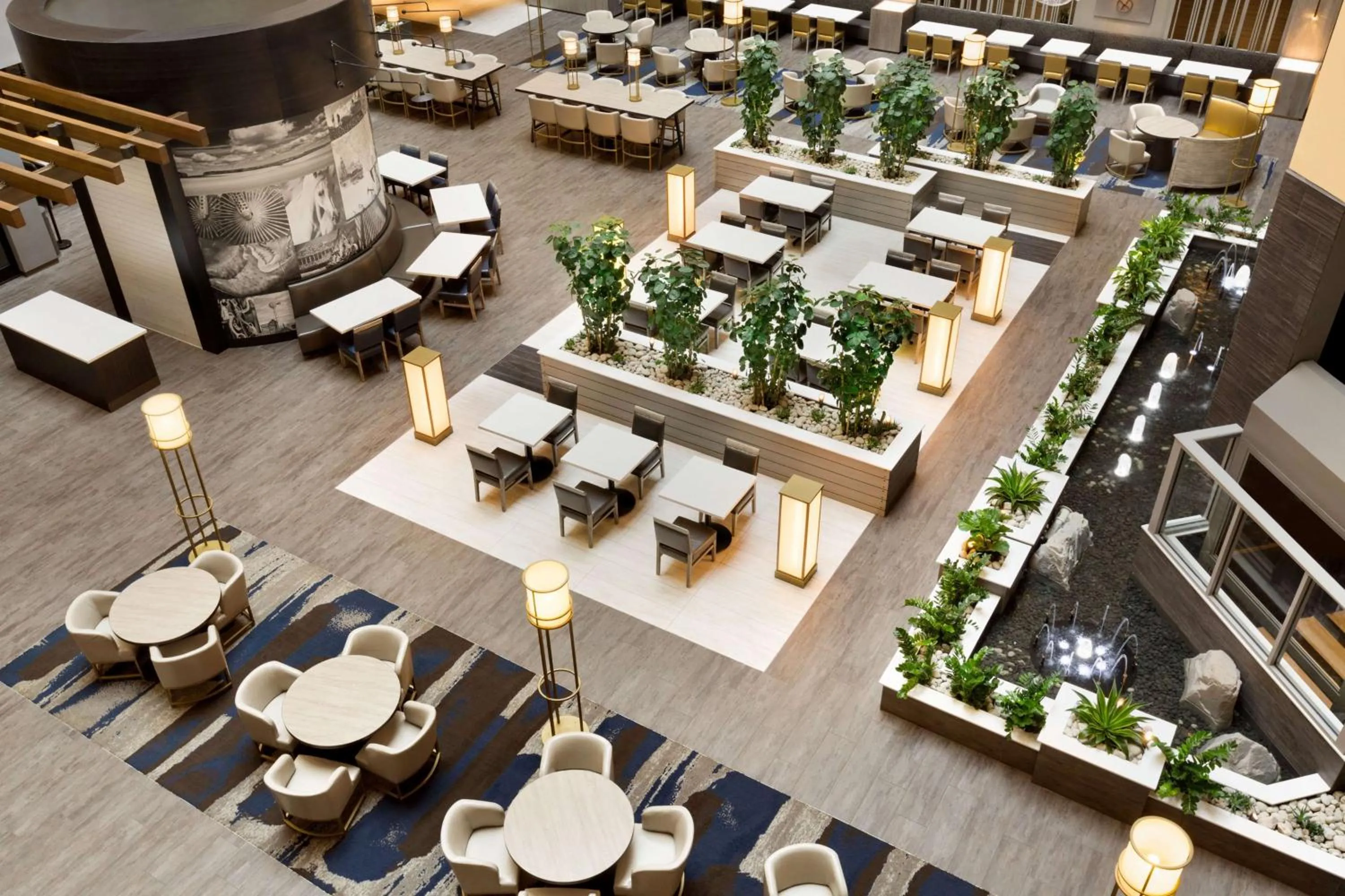 Lobby or reception in Embassy Suites Dallas - DFW Airport North