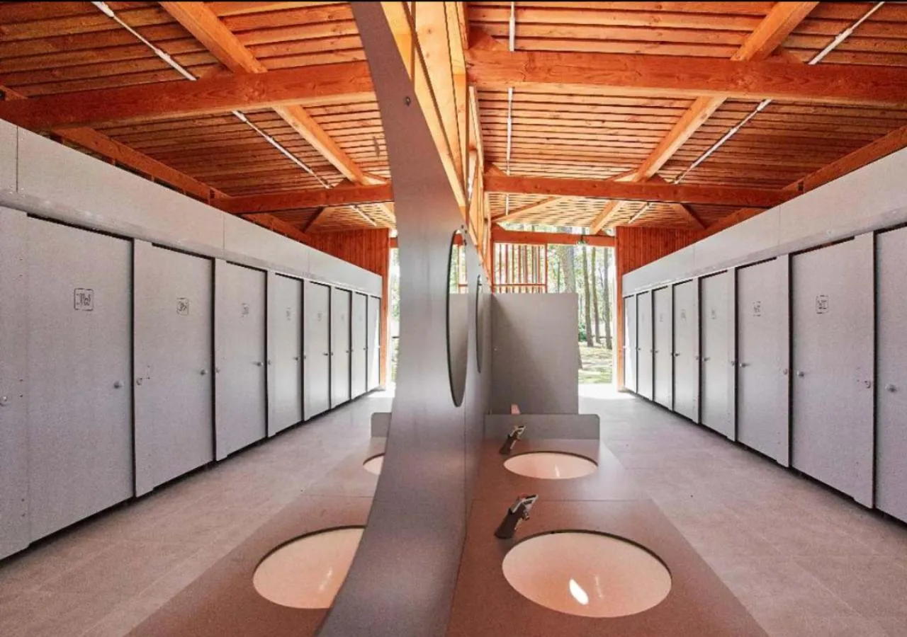 Hoya Surf Camp - Activités + logements