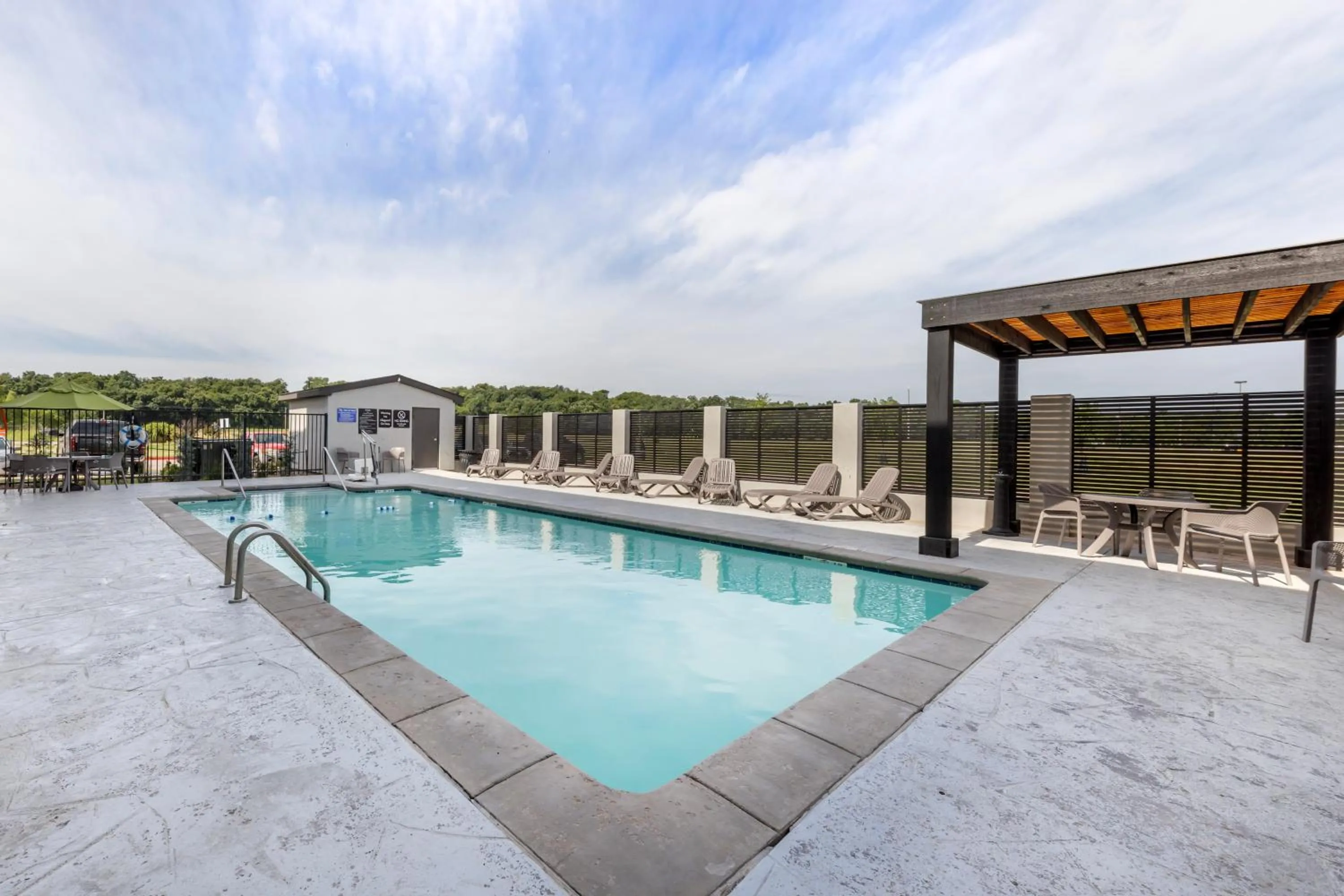 Patio in Sleep Inn & Suites Norman near University
