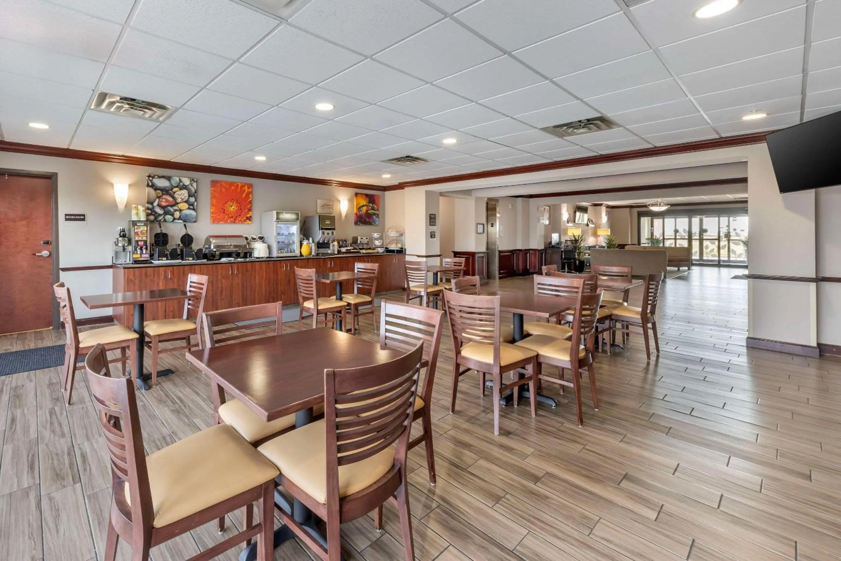 Breakfast in Sleep Inn & Suites Norman near University