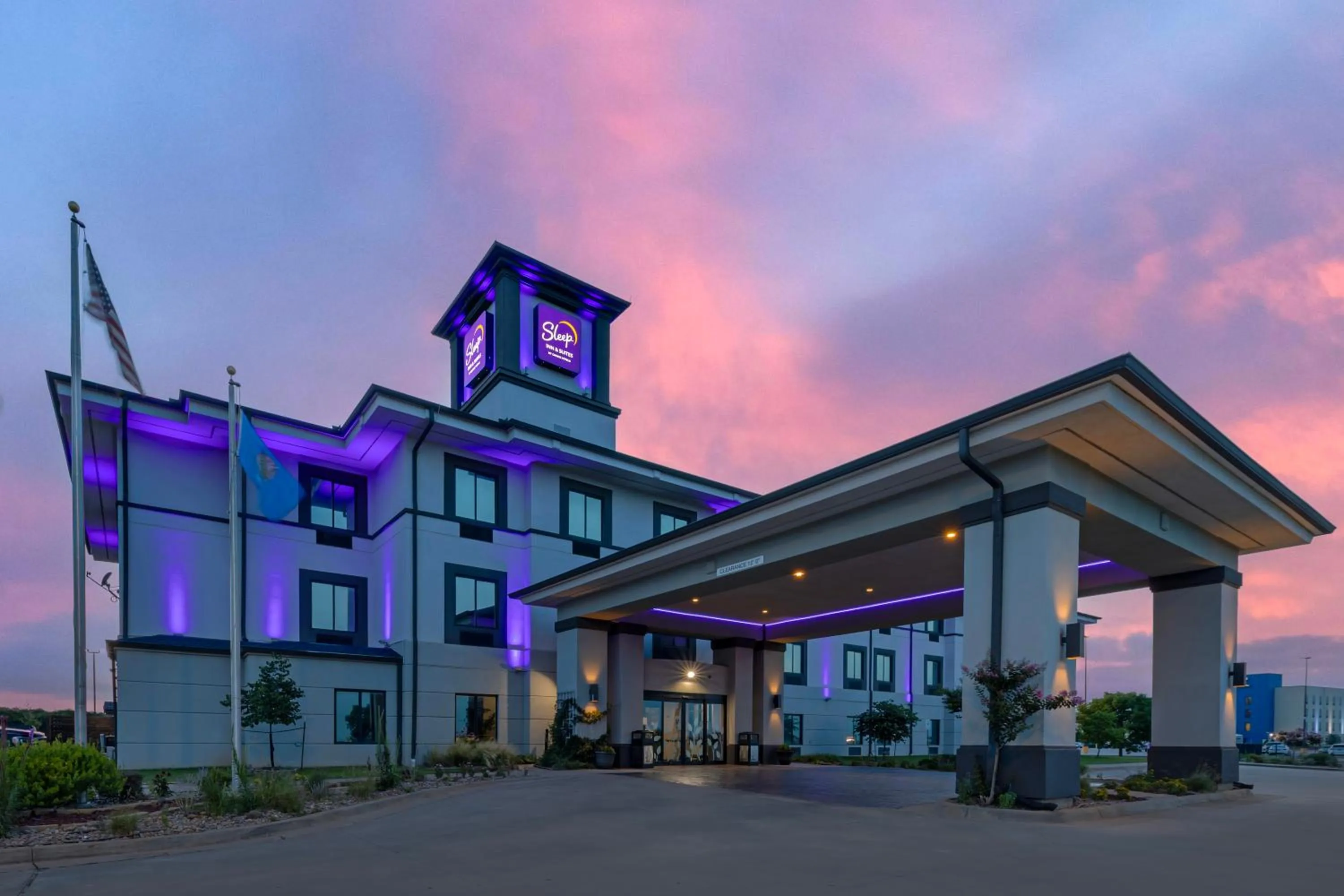 Property building in Sleep Inn & Suites Norman near University