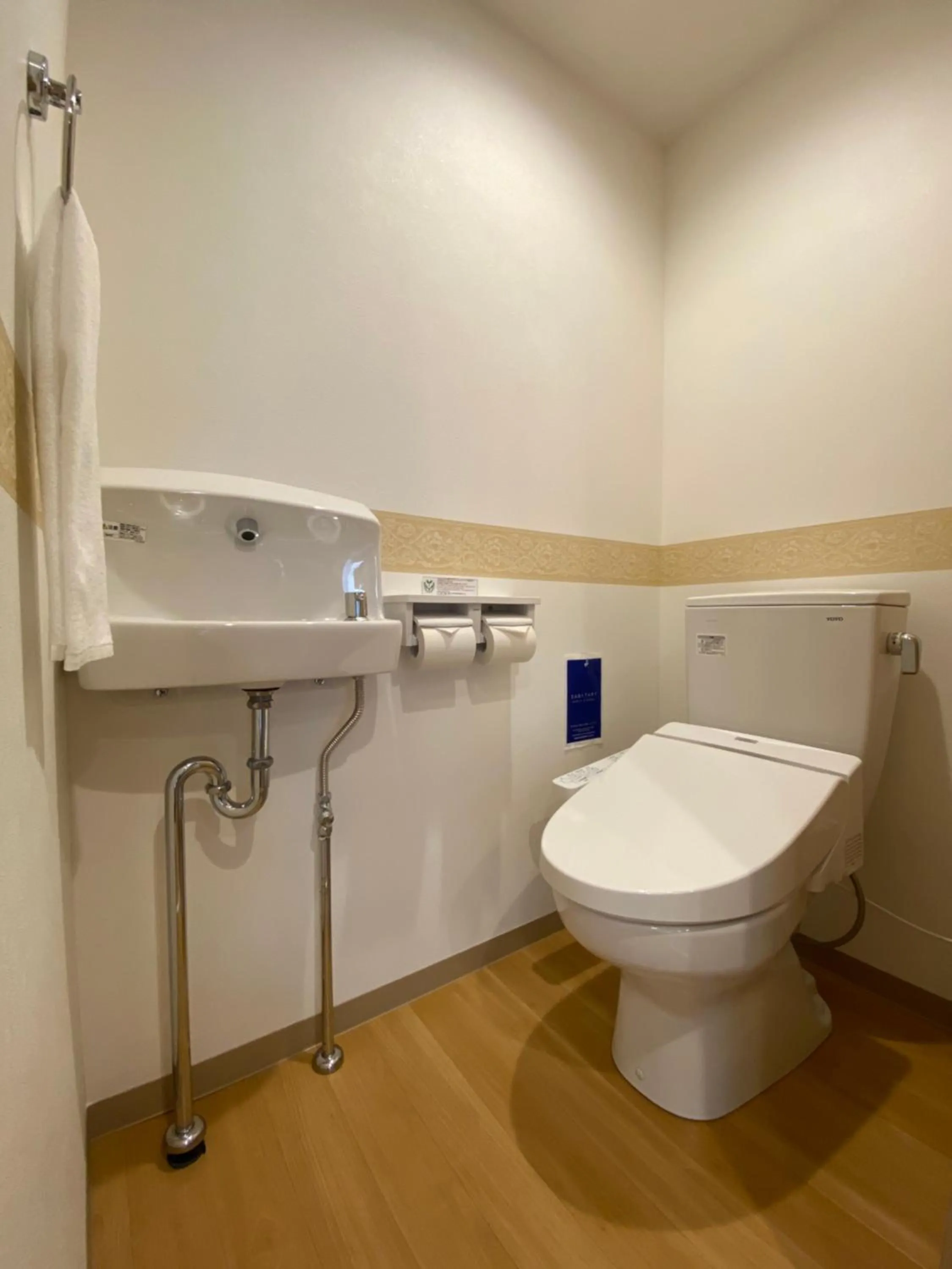 Bathroom in M´s Stay Okinawa