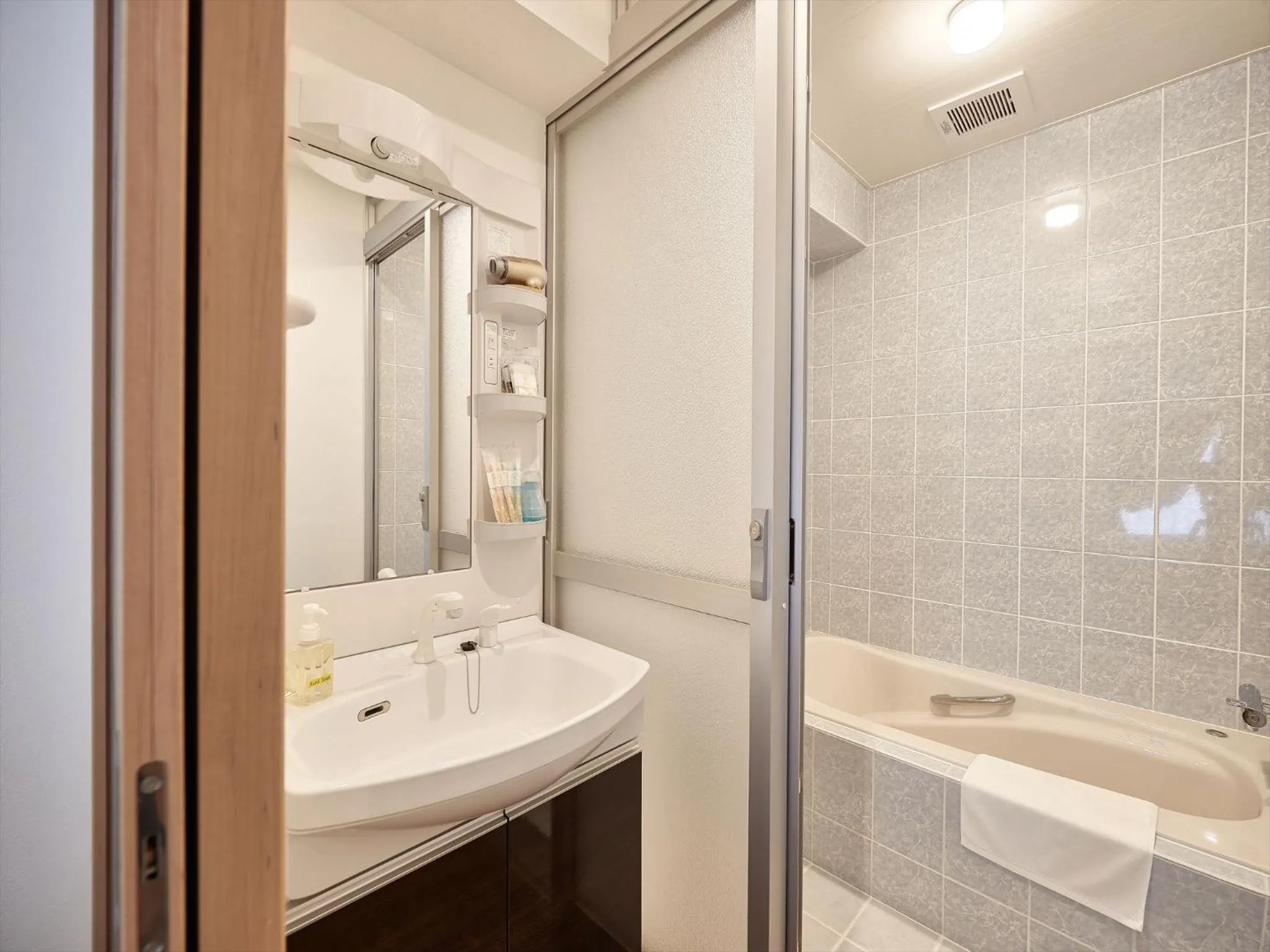 Bathroom in M´s Stay Okinawa