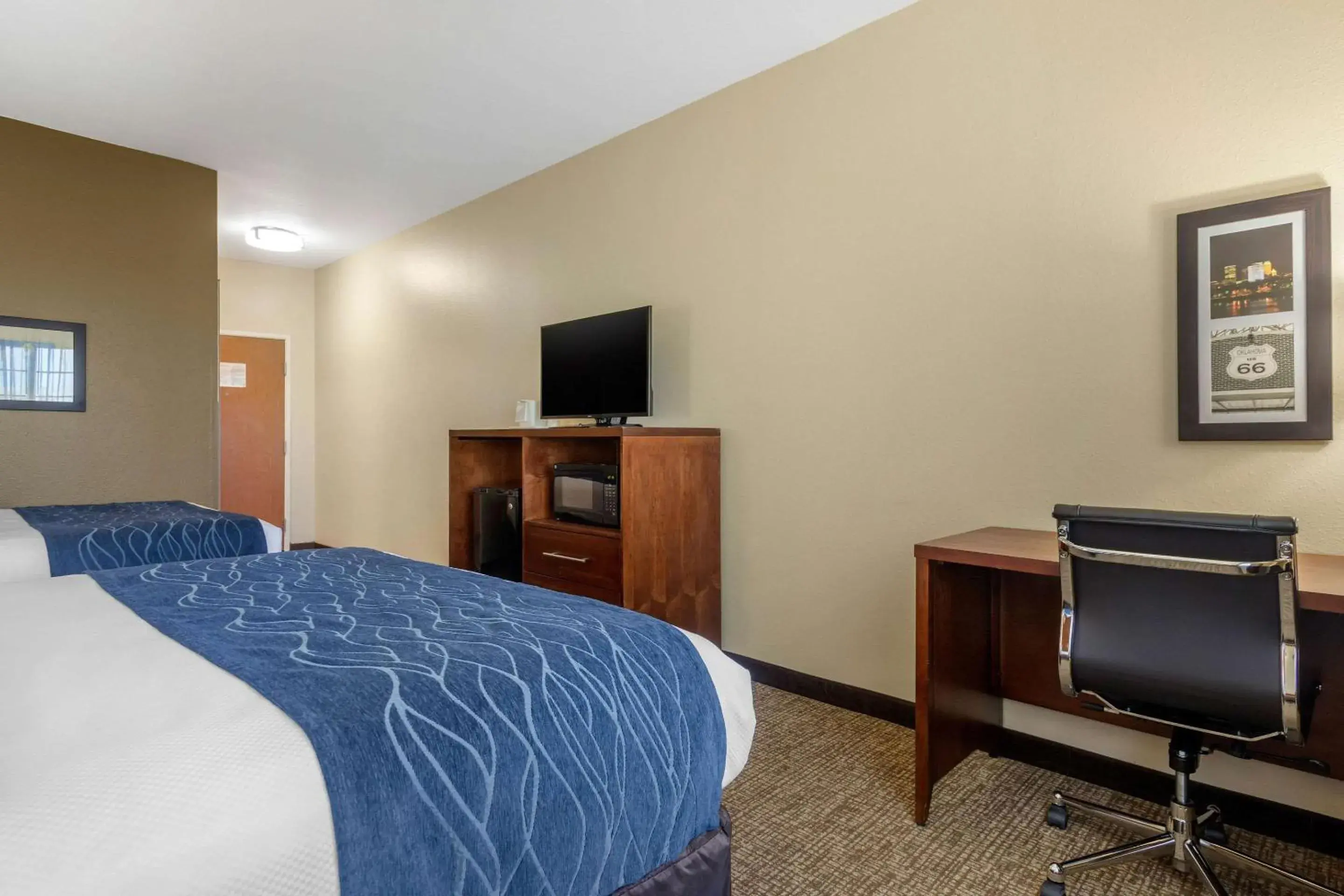 Bedroom, Bed in Comfort Inn & Suites Glenpool Bedroom, Bed in Comfort Inn & Suites Glenpool