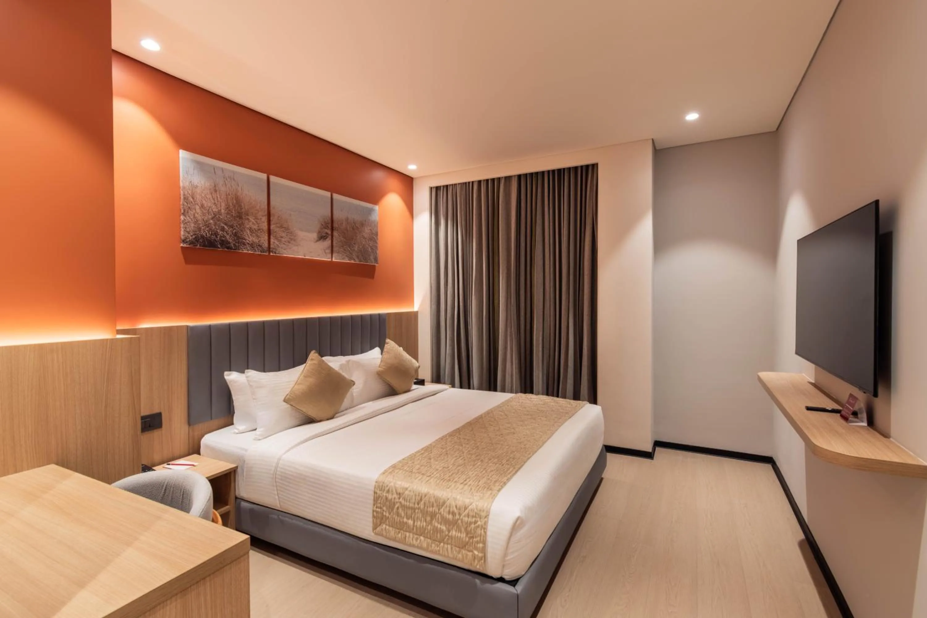 Superior Queen Room - single occupancy in De Venetian by TGI