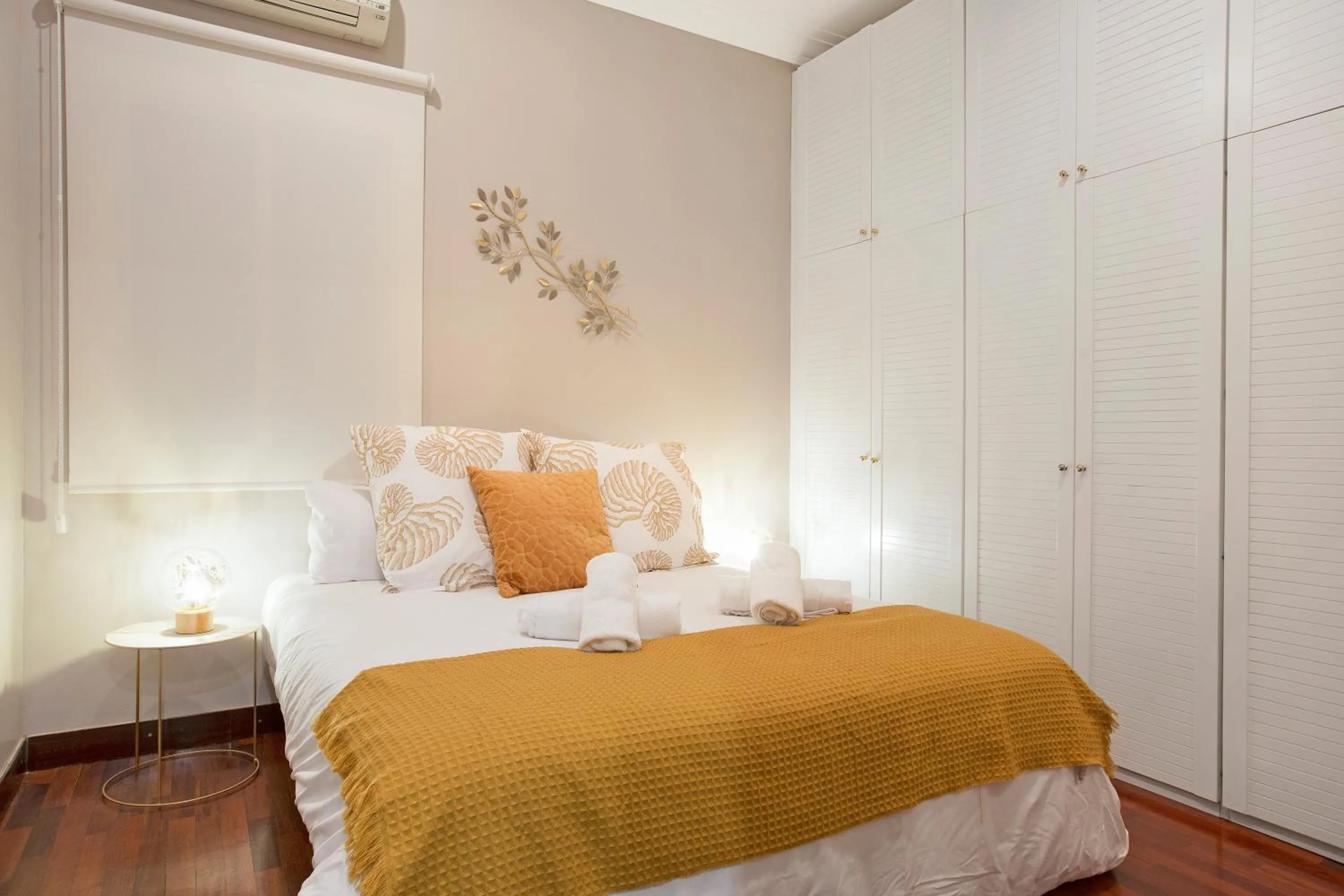 Bedroom, Bed in Stay U-nique Apartments Calvet