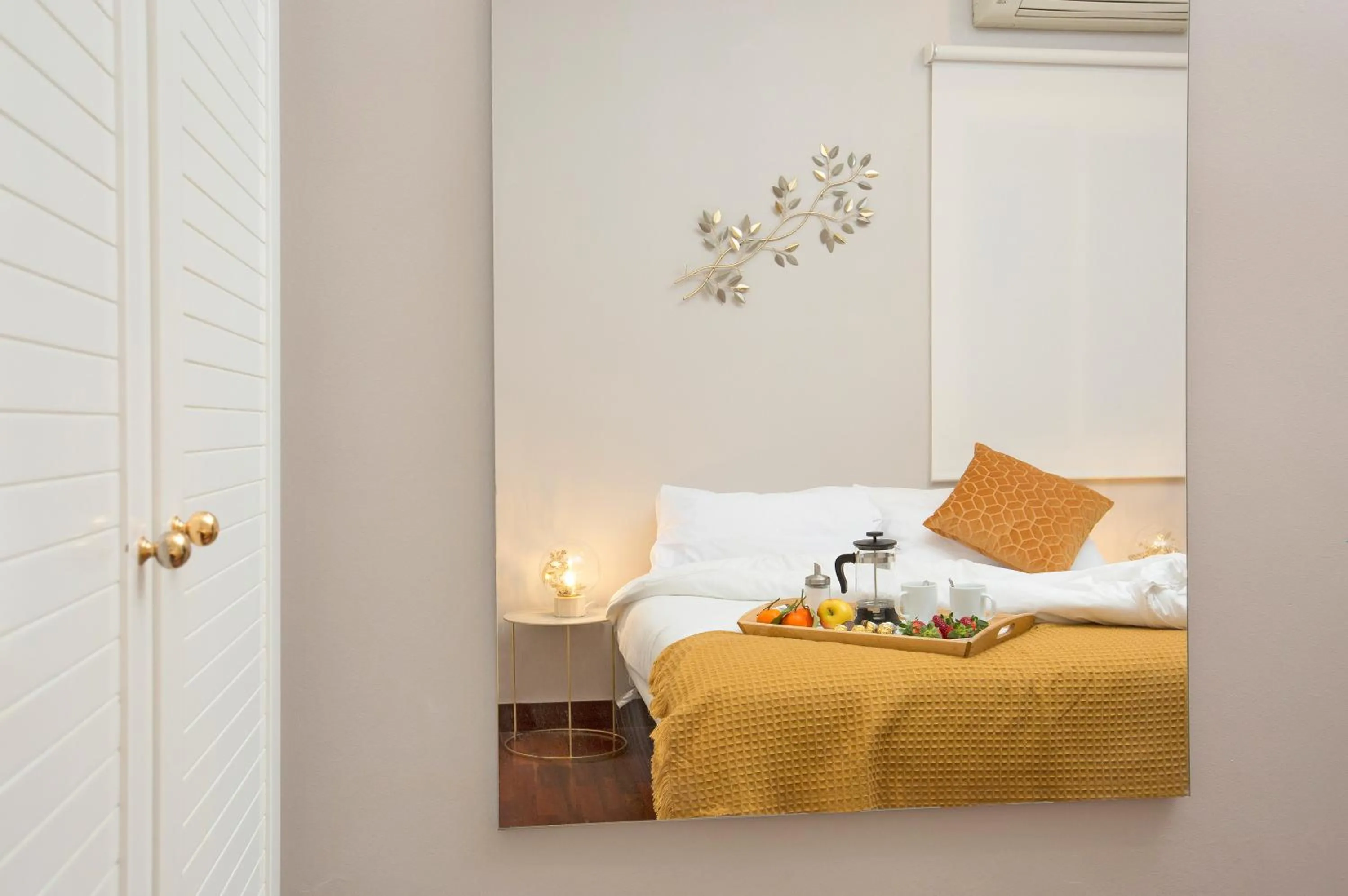 Bedroom, Bed in Stay U-nique Apartments Calvet
