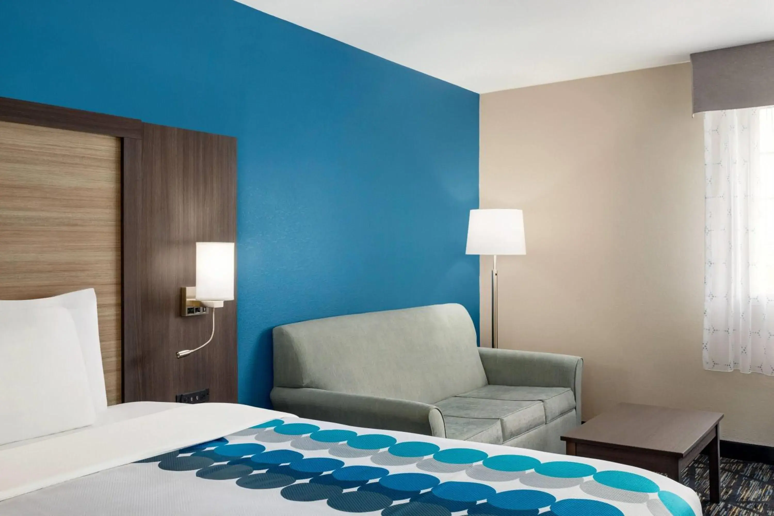 Bed in Baymont by Wyndham Blackwell I-35 Bed in Baymont by Wyndham Blackwell I-35