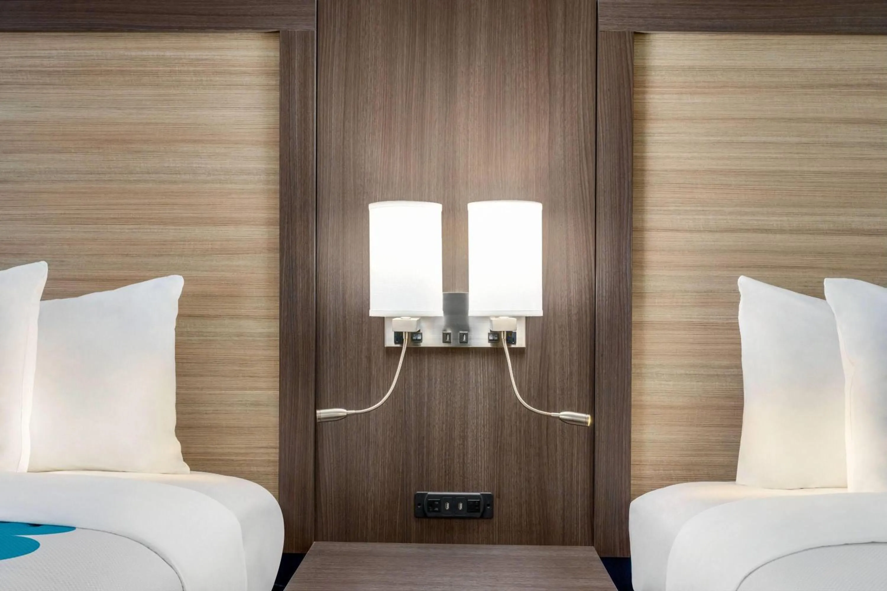 Bed in Baymont by Wyndham Blackwell I-35