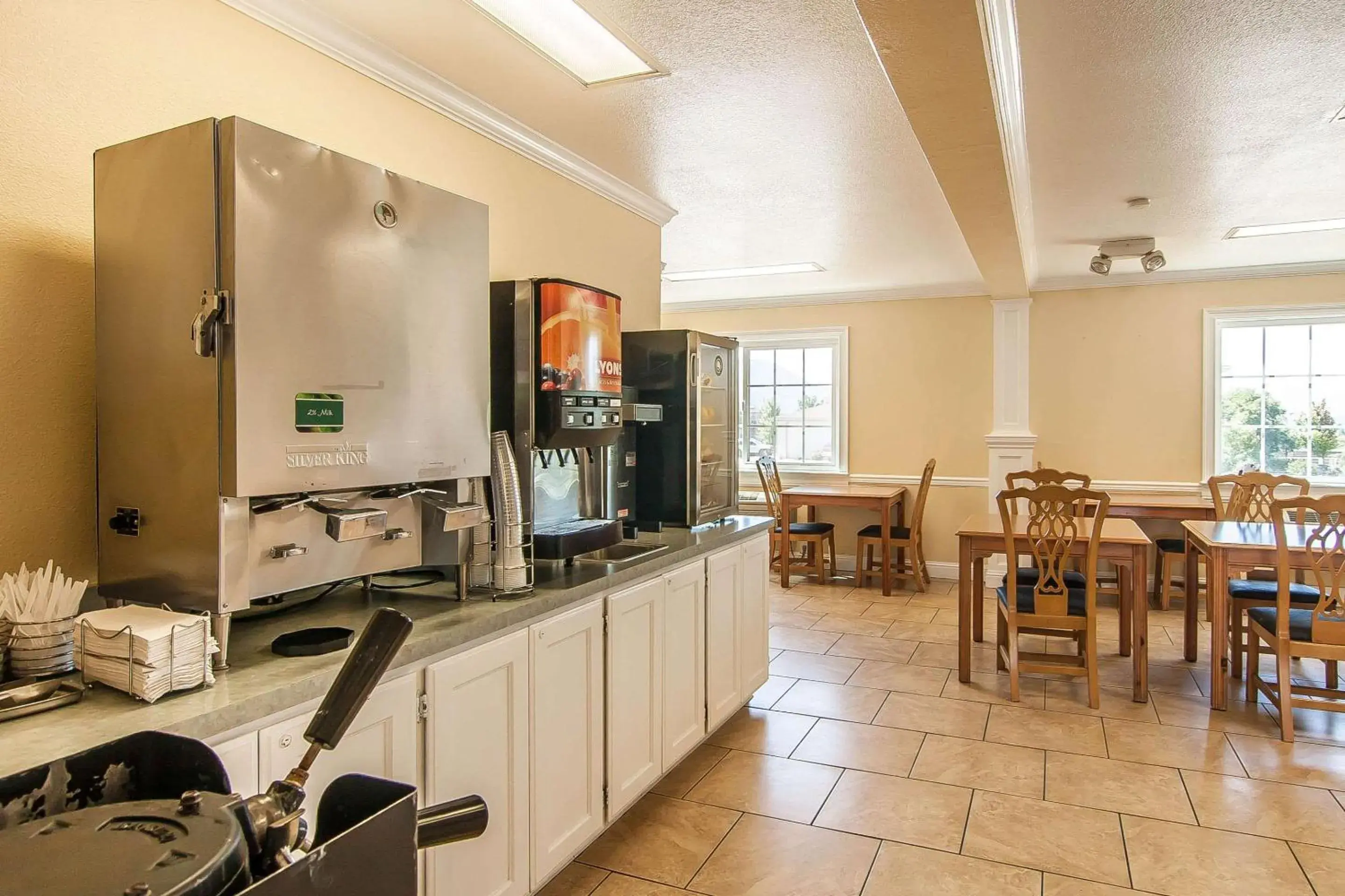 Restaurant/places to eat in Quality Inn Restaurant/places to eat in Quality Inn