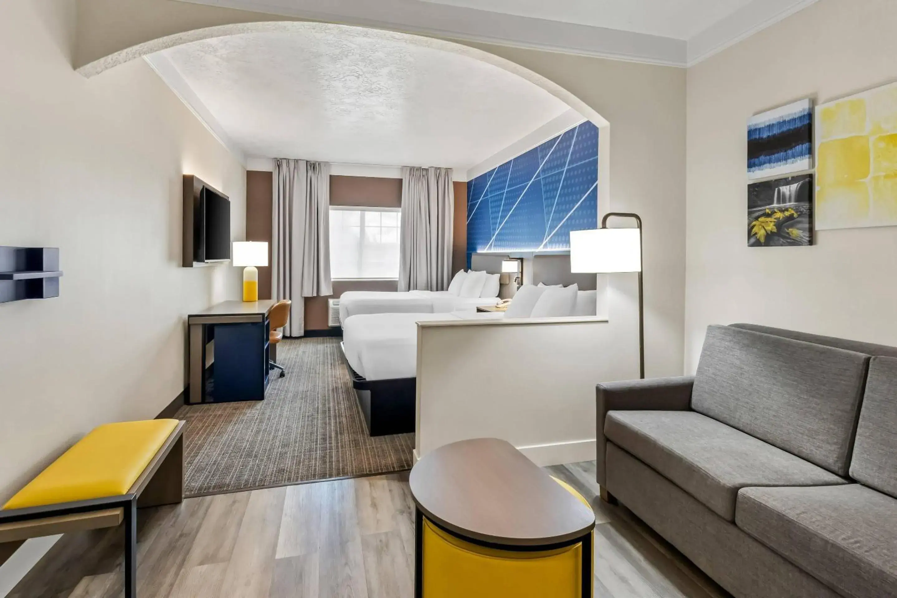 Bedroom in Comfort Suites Clackamas Bedroom in Comfort Suites Clackamas