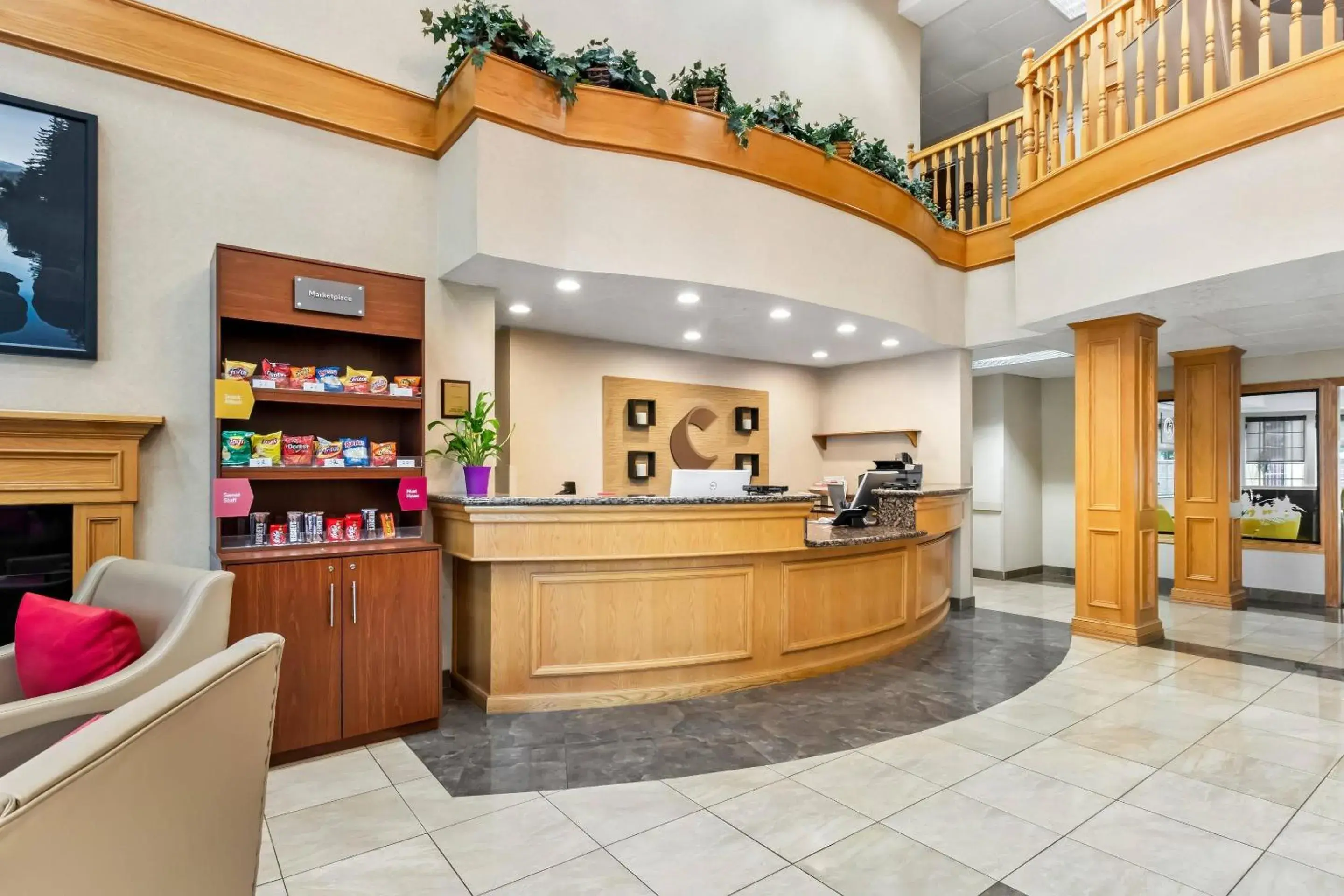 Lobby or reception in Comfort Suites Clackamas Lobby or reception in Comfort Suites Clackamas