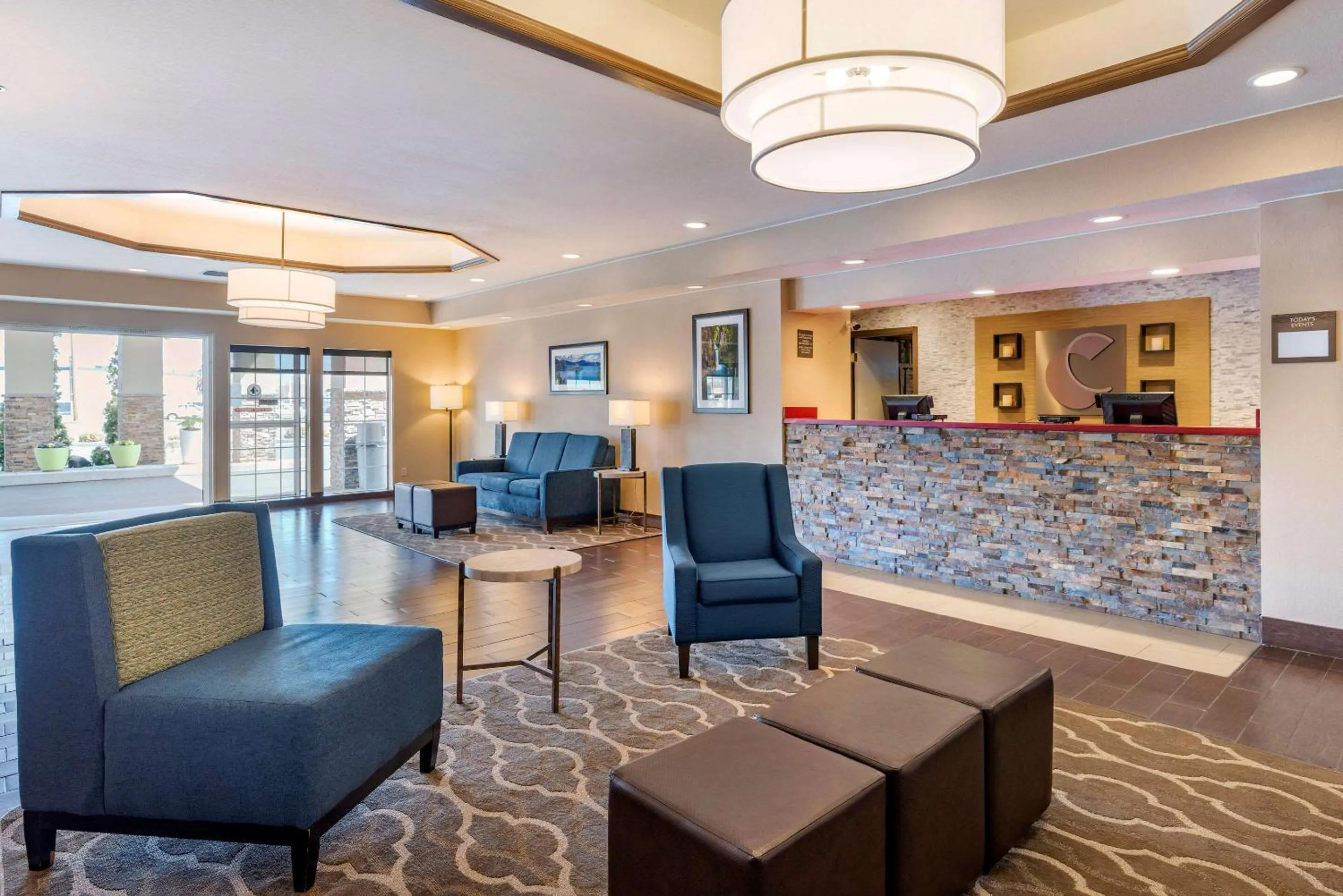 Lobby or reception in Comfort Inn & Suites Klamath Falls