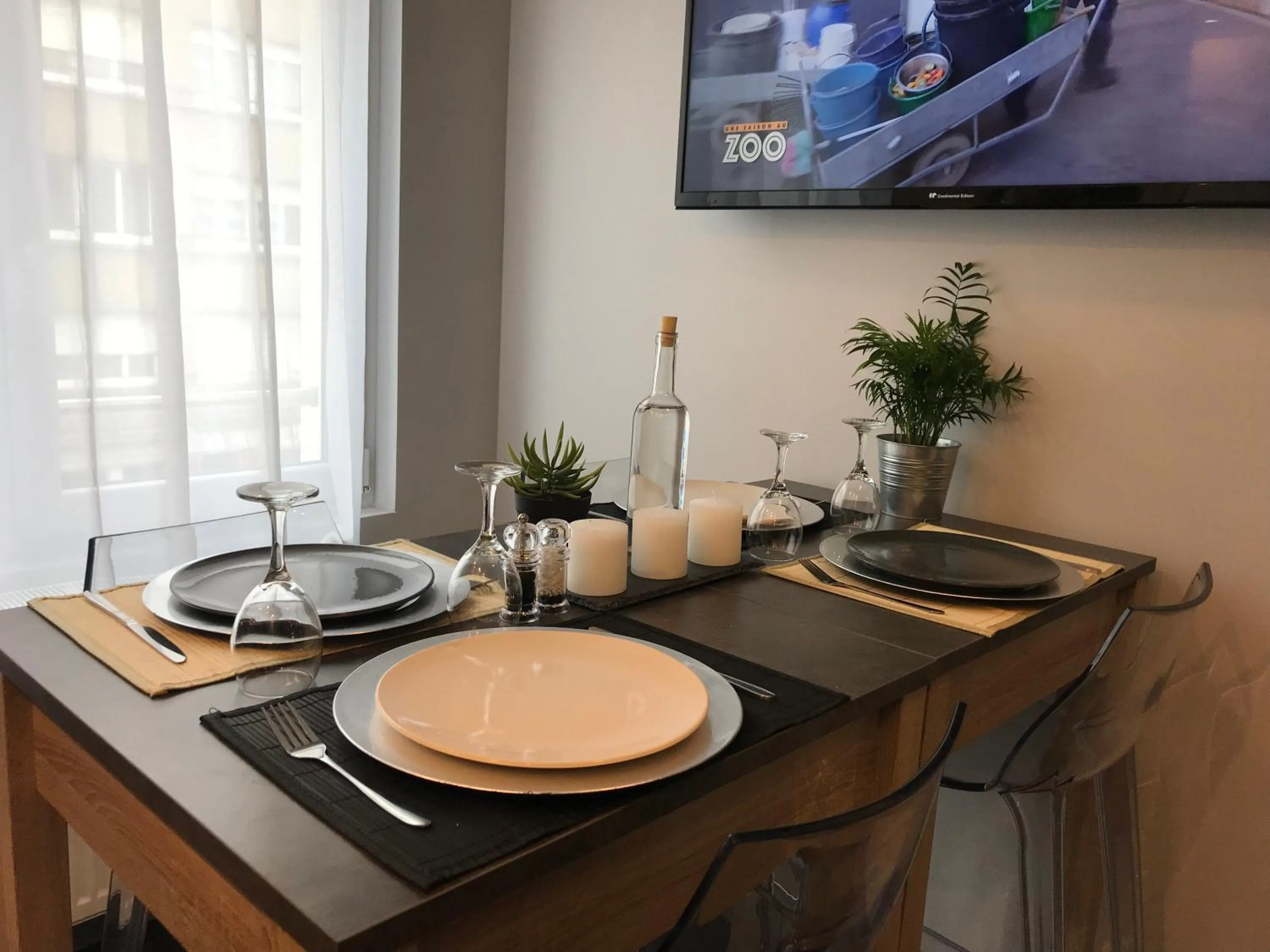 Dining area in Smart Living