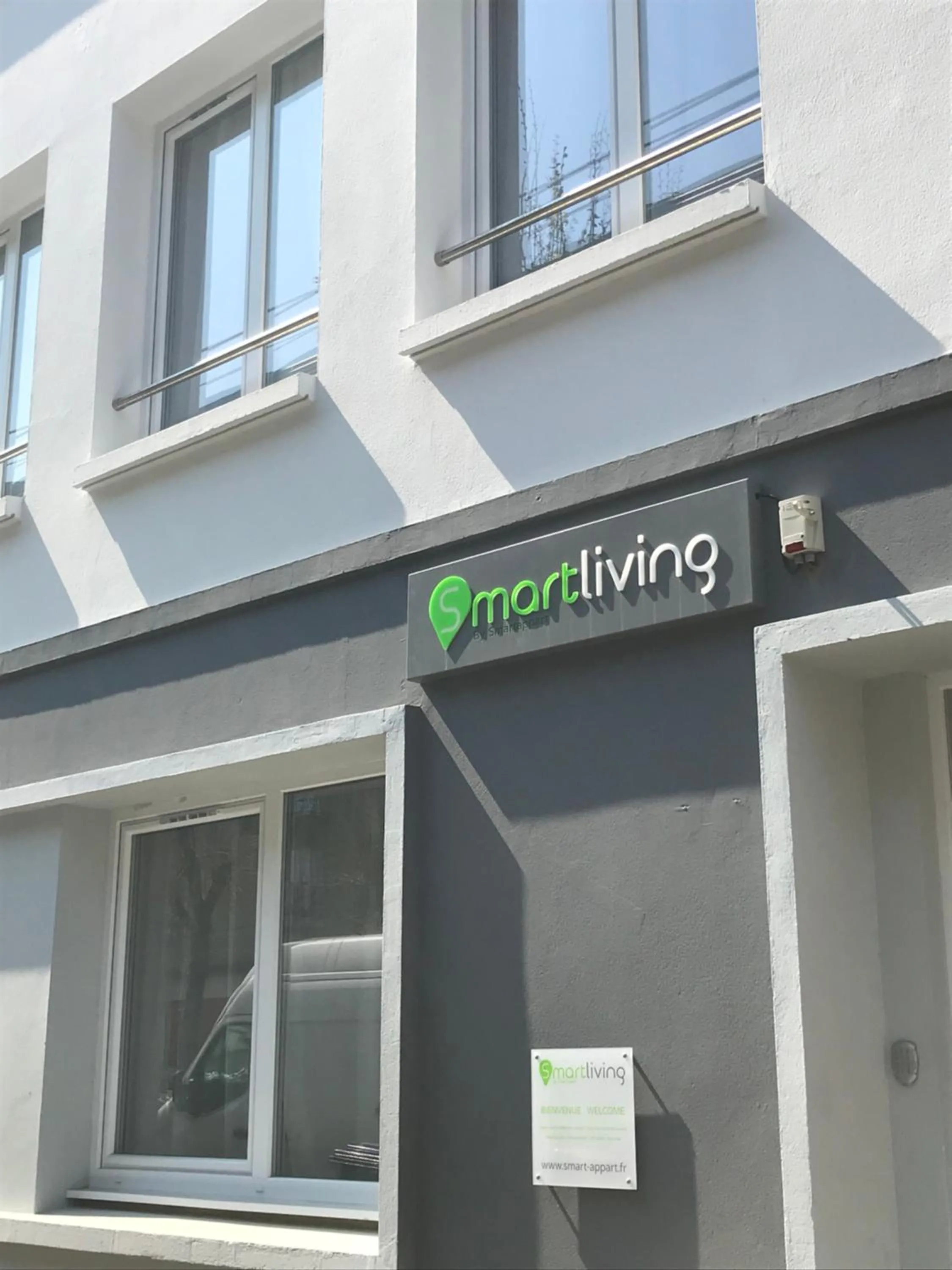 Facade/entrance in Smart Living