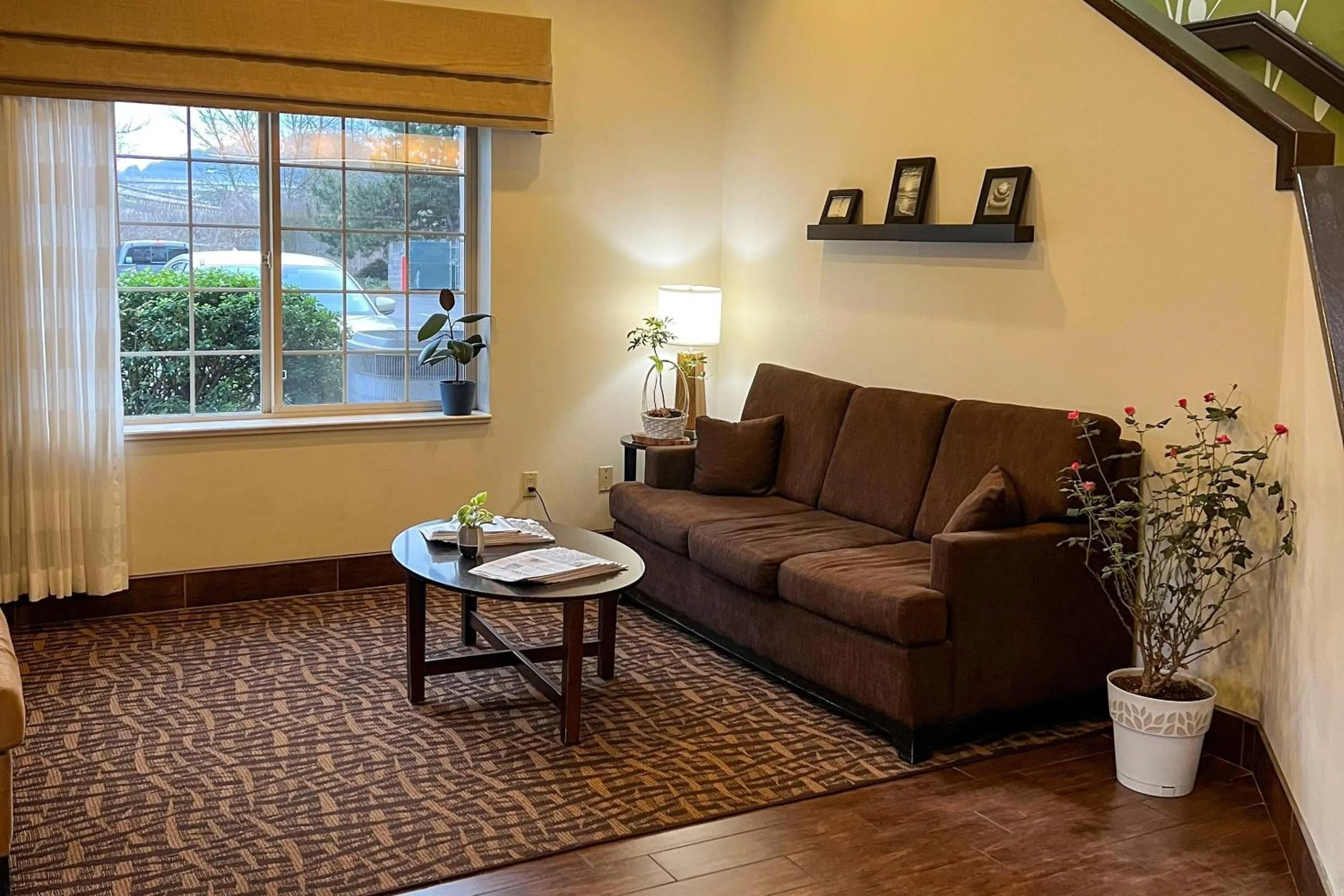 Lobby or reception in Sleep Inn & Suites Roseburg North Near Medical Center