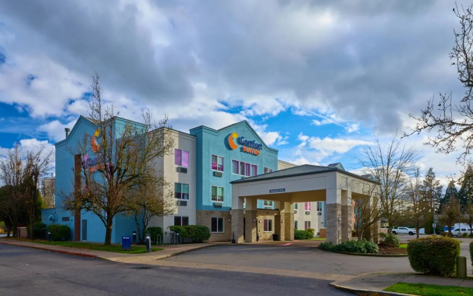 Property building in Comfort Suites Springfield-Eugene