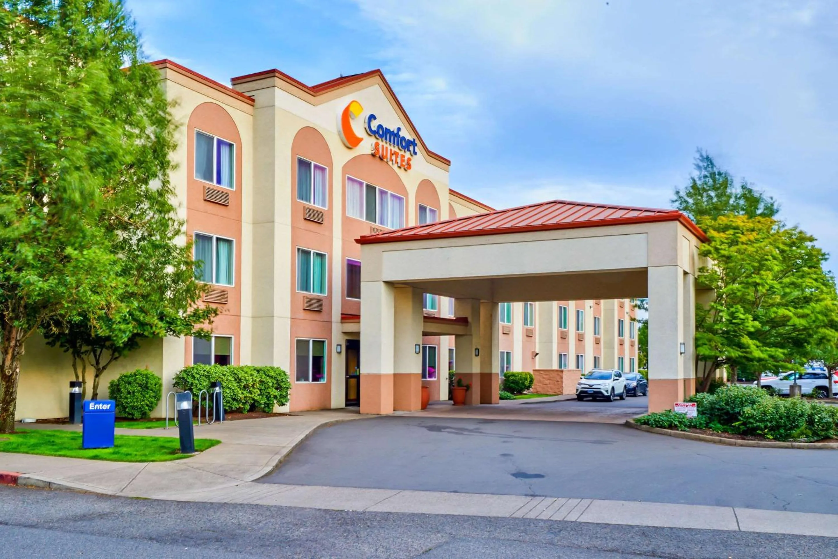Property building in Comfort Suites Springfield-Eugene
