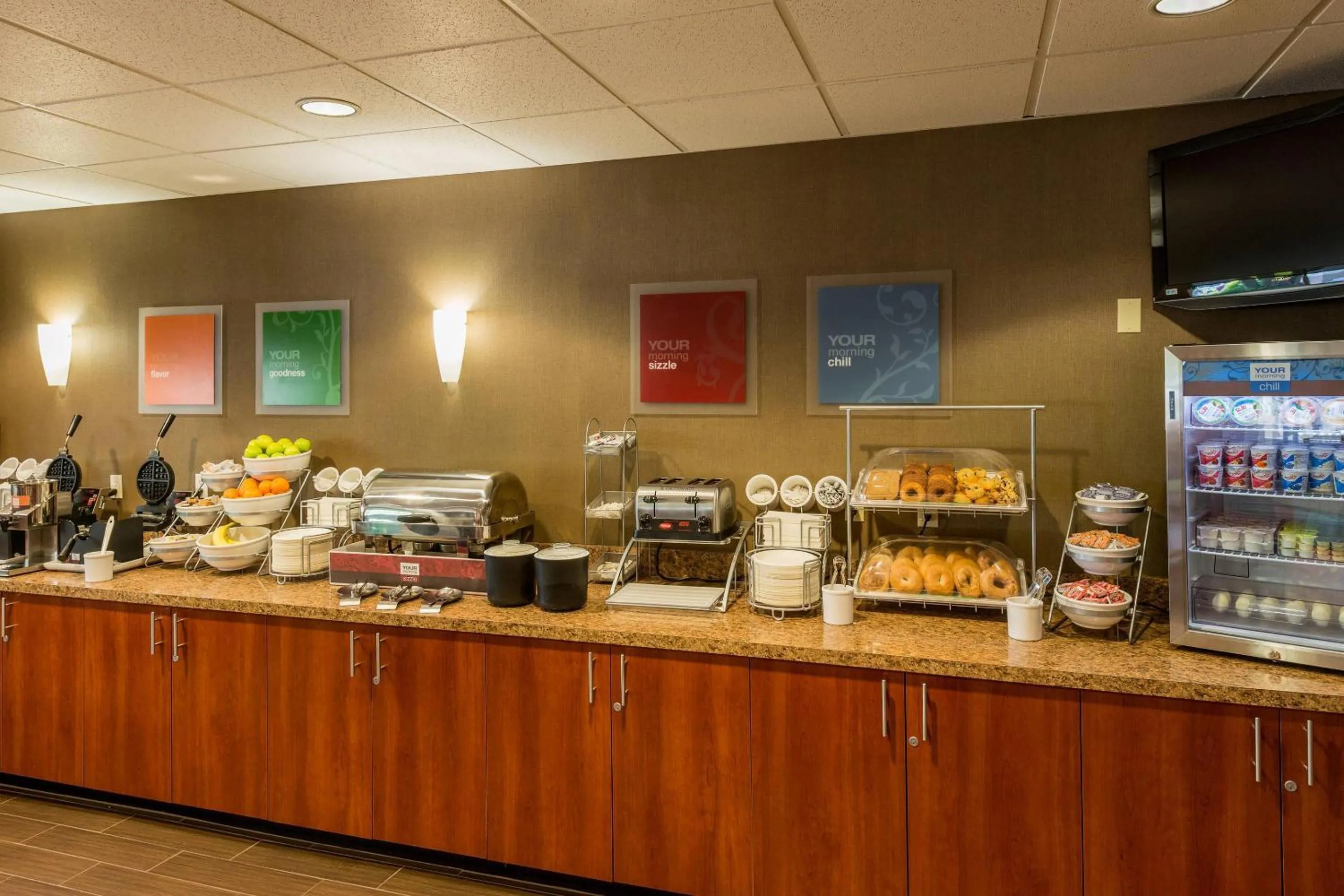 Breakfast in Comfort Suites Springfield-Eugene