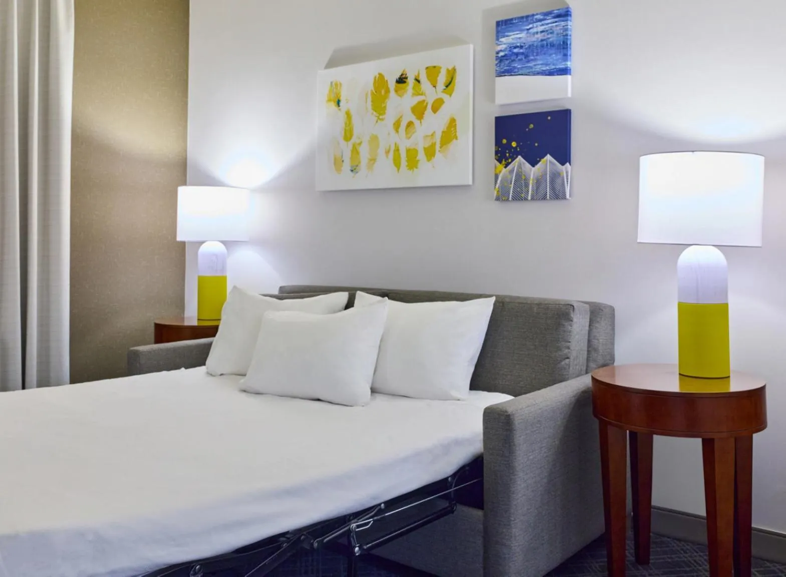 Bed in Comfort Suites Springfield-Eugene