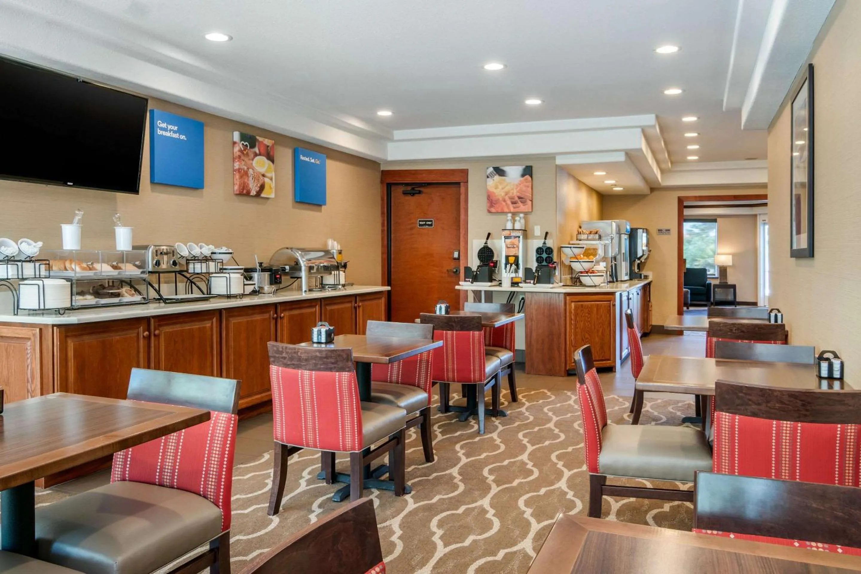 Restaurant/places to eat in Comfort Inn & Suites Lincoln City