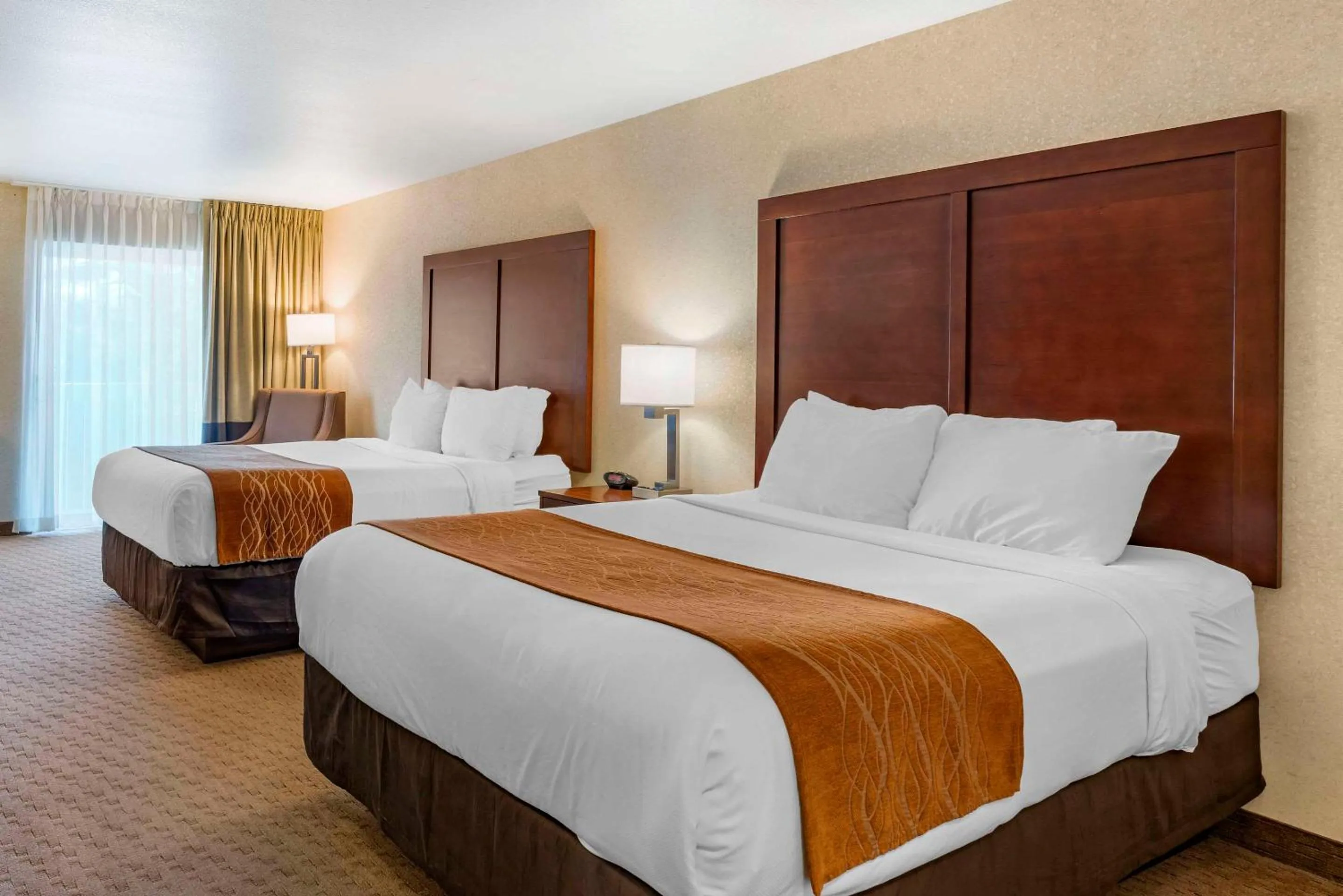 Bedroom, Bed in Comfort Inn & Suites Lincoln City