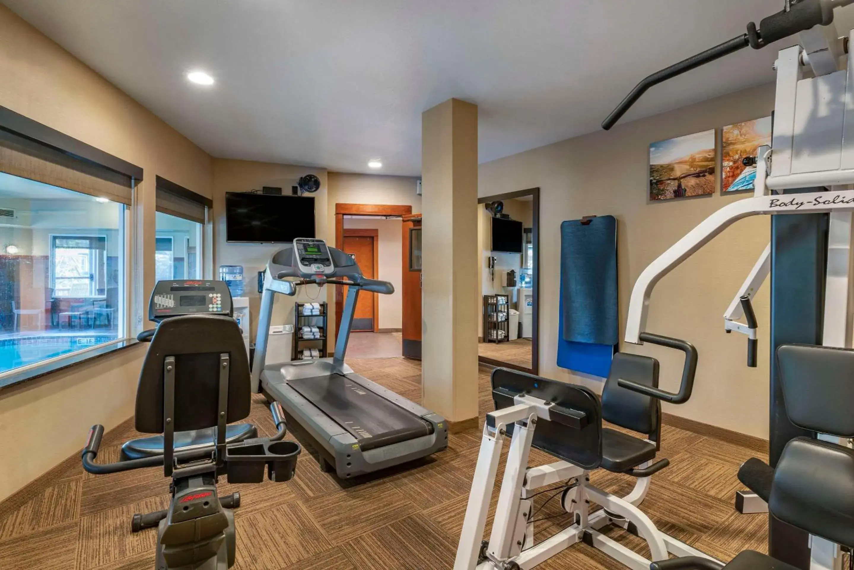 Fitness centre/facilities in Comfort Inn & Suites Lincoln City Fitness centre/facilities in Comfort Inn & Suites Lincoln City