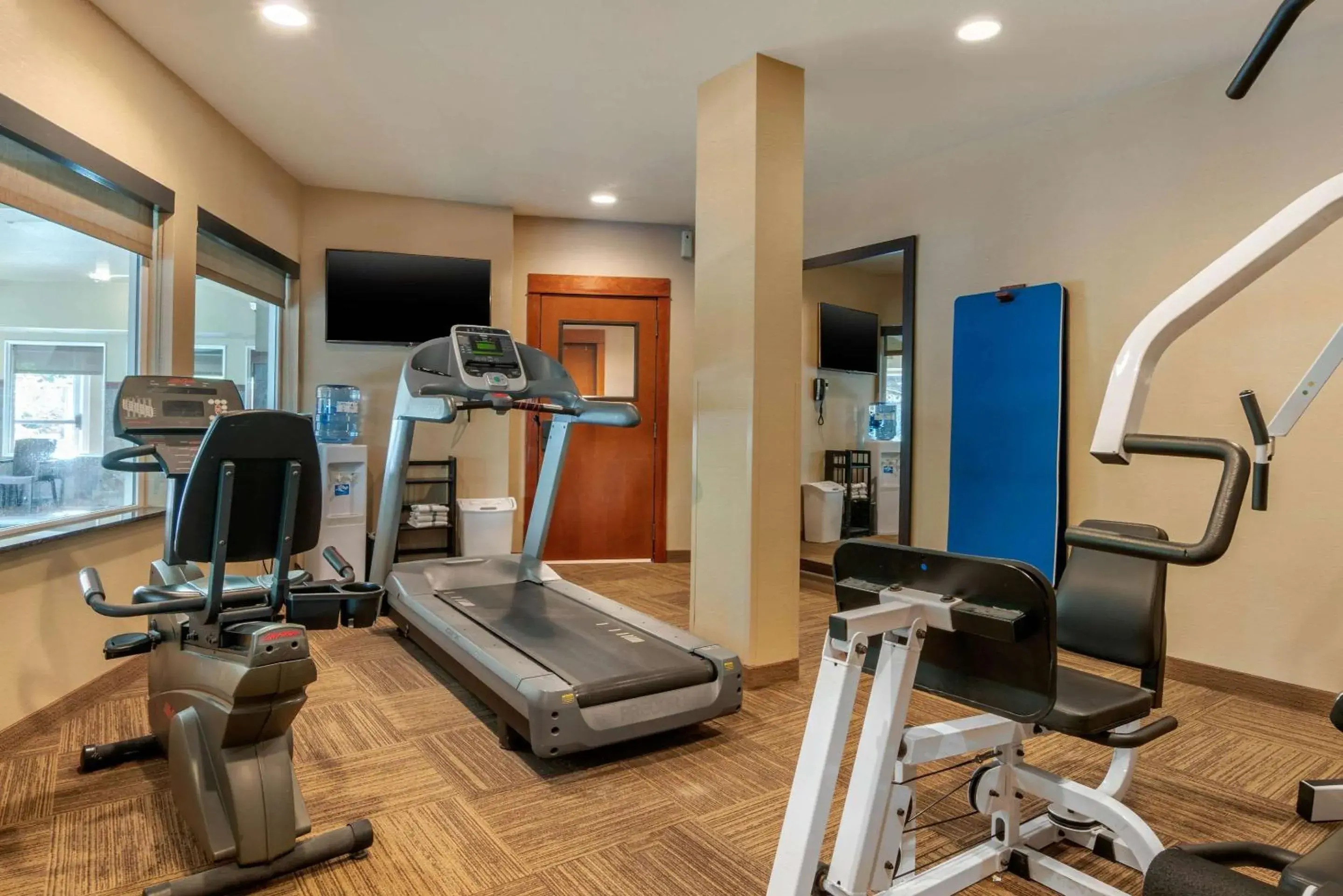Fitness centre/facilities in Comfort Inn & Suites Lincoln City Fitness centre/facilities in Comfort Inn & Suites Lincoln City
