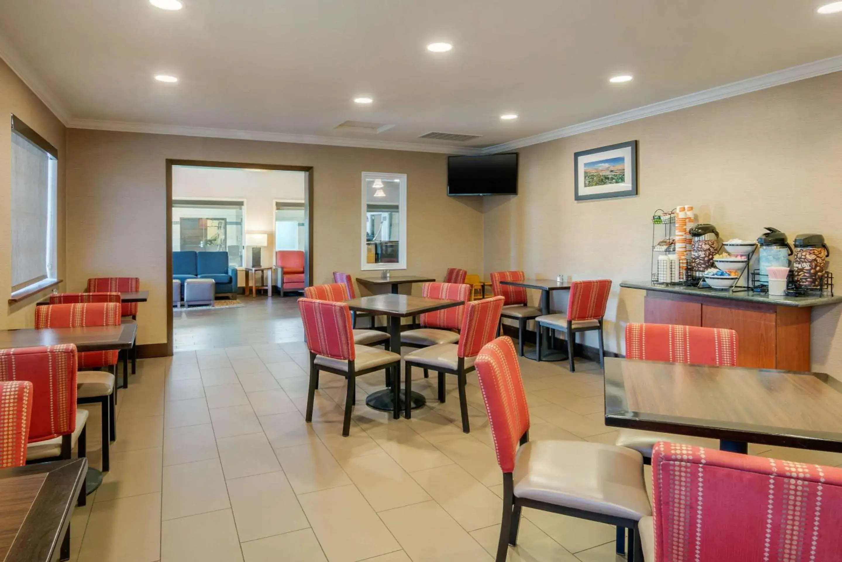 Restaurant/places to eat in Comfort Inn Columbia Gorge Restaurant/places to eat in Comfort Inn Columbia Gorge