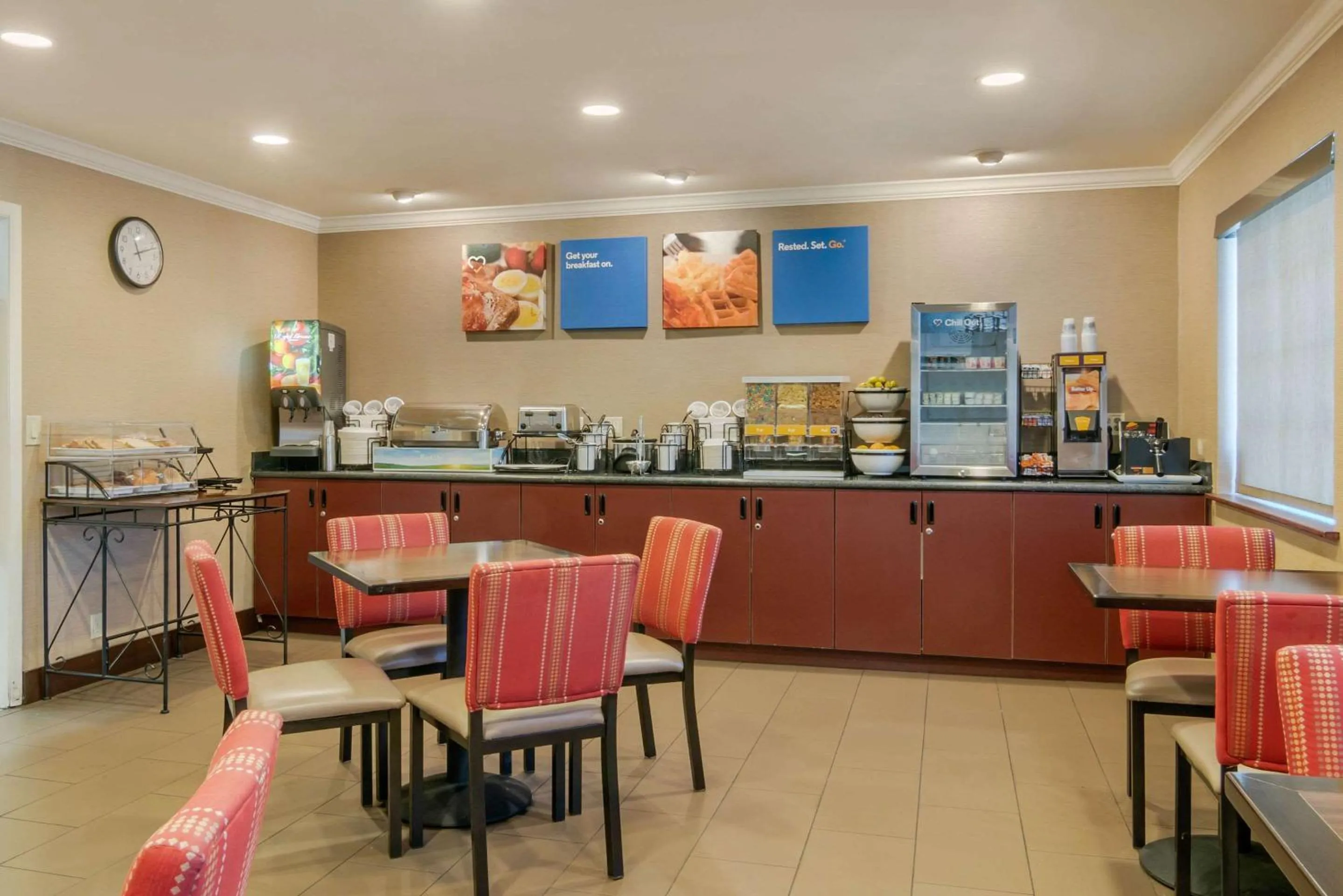 Restaurant/places to eat in Comfort Inn Columbia Gorge