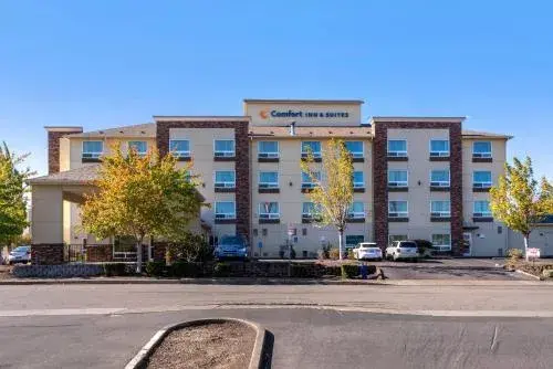 Comfort Inn & Suites Salem Northeast Comfort Inn & Suites Salem Northeast