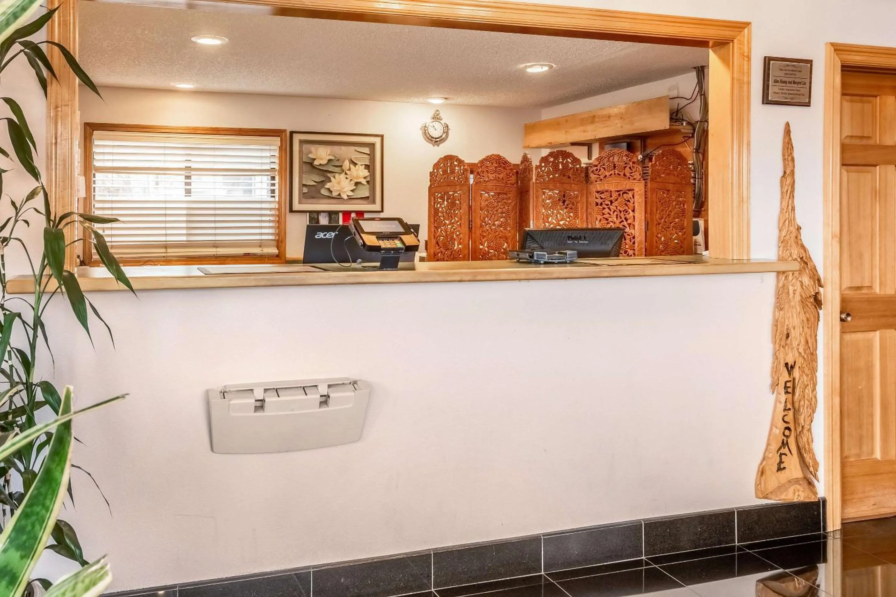 Lobby or reception in Econo Lodge Inn & Suites Madras