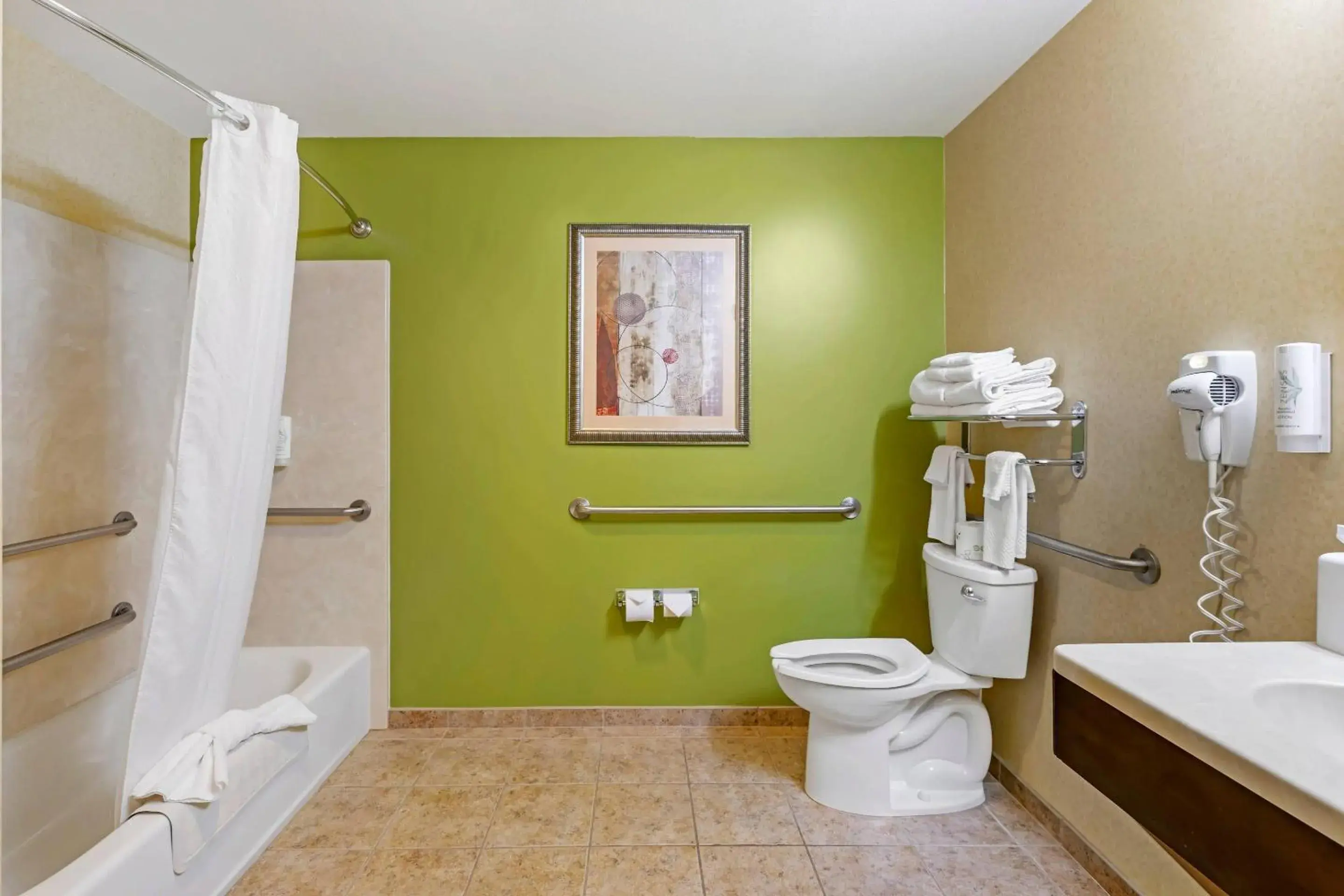 Bedroom in Sleep Inn & Suites Redmond Bedroom in Sleep Inn & Suites Redmond