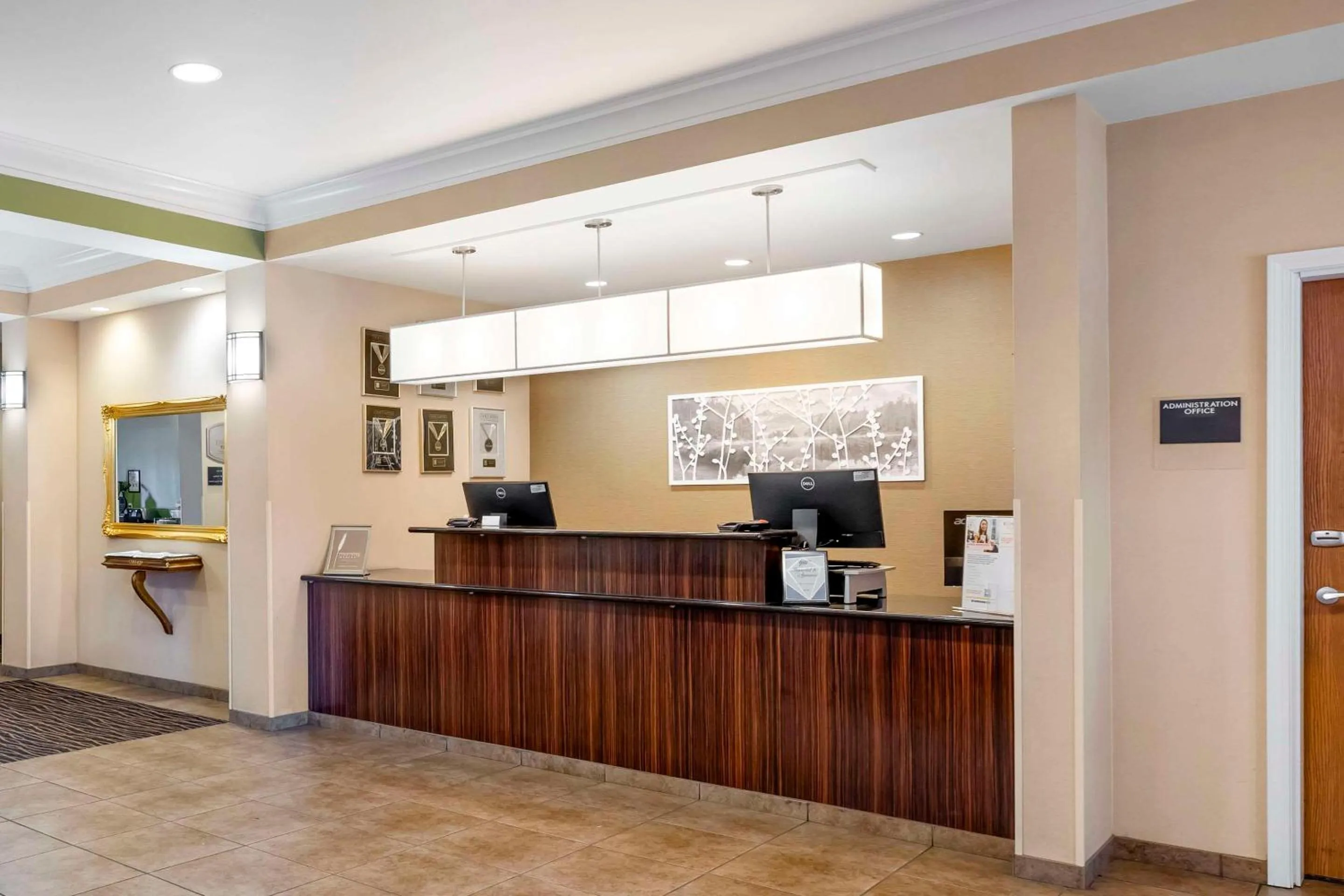 Lobby or reception in Sleep Inn & Suites Redmond