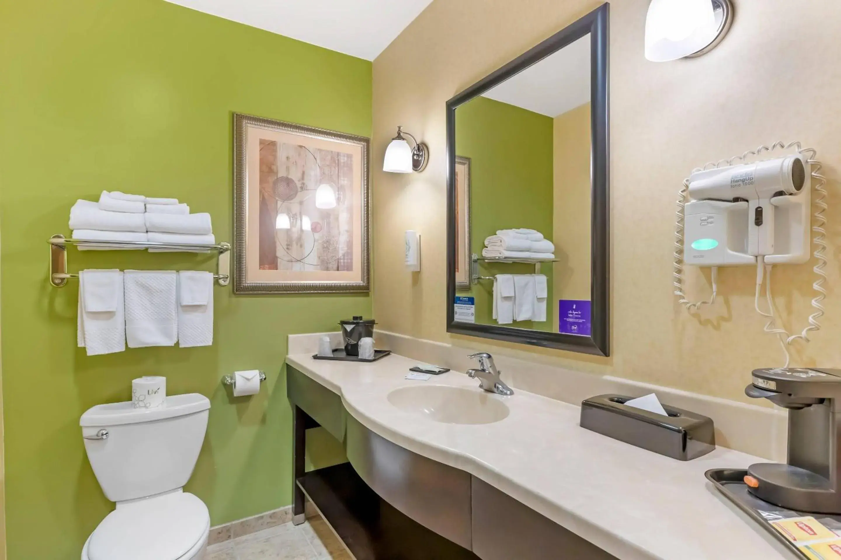 Bedroom in Sleep Inn & Suites Redmond Bedroom in Sleep Inn & Suites Redmond