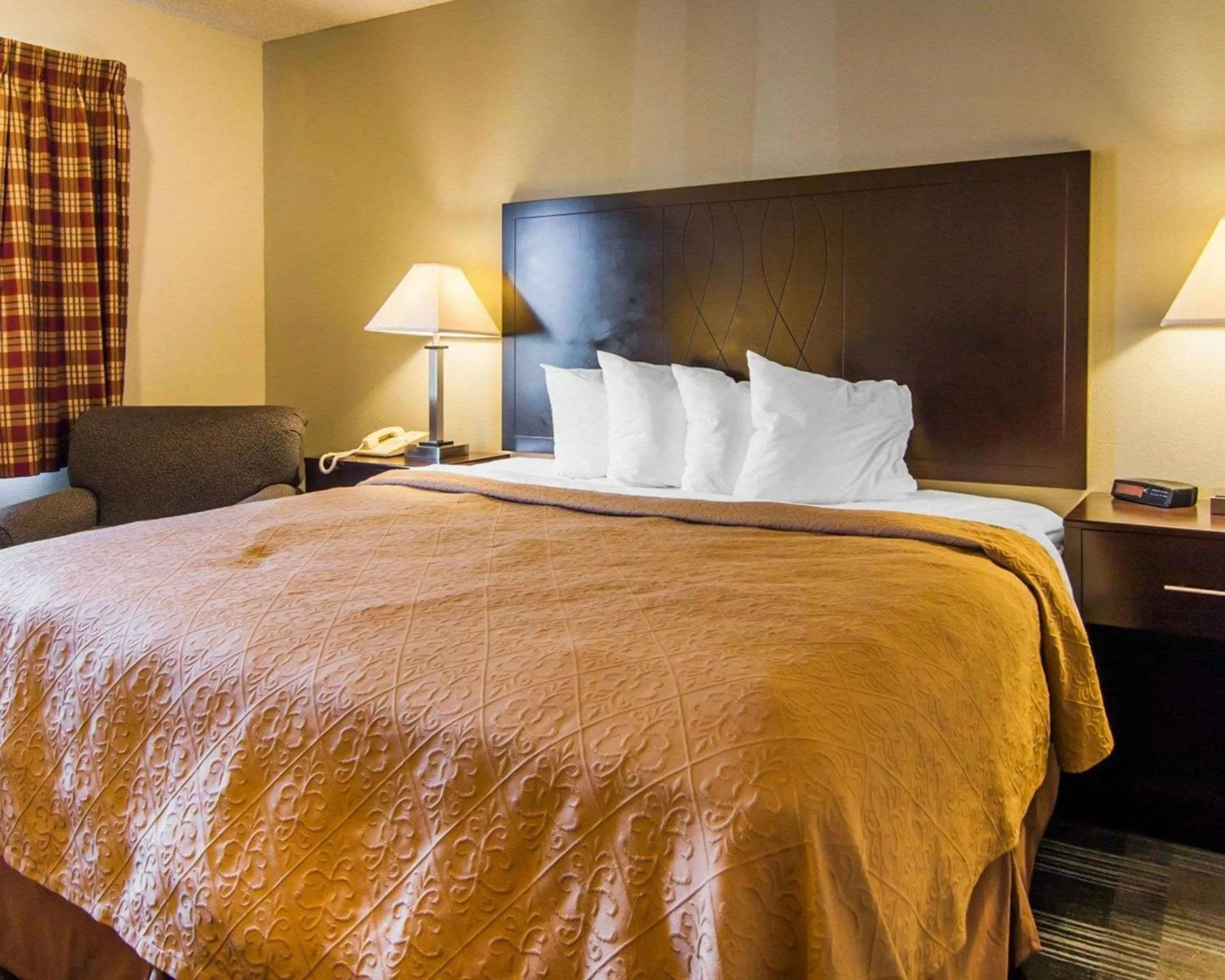 Photo of the whole room in Quality Inn Tigard Portland Southwest